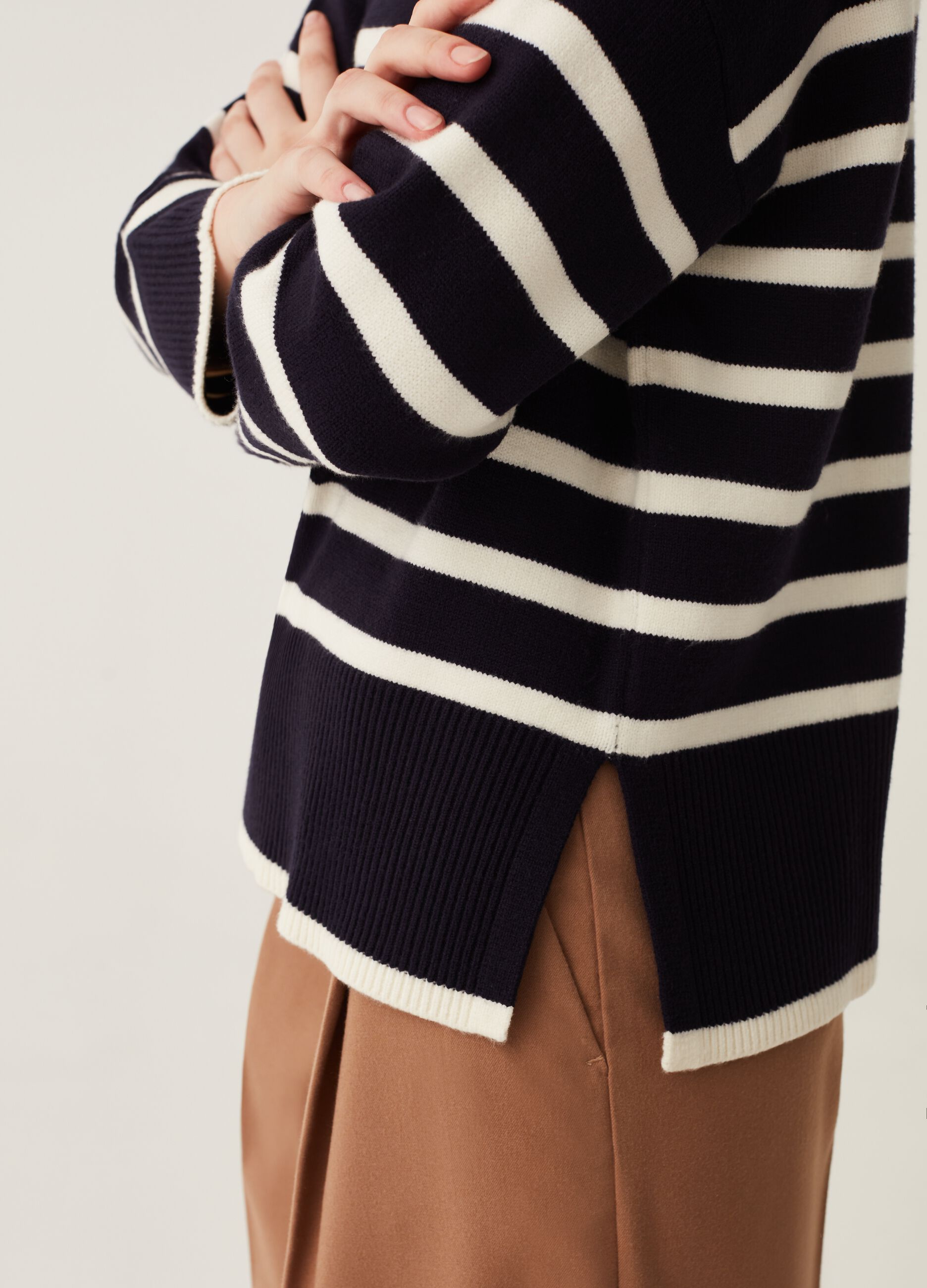 Striped pullover with slits