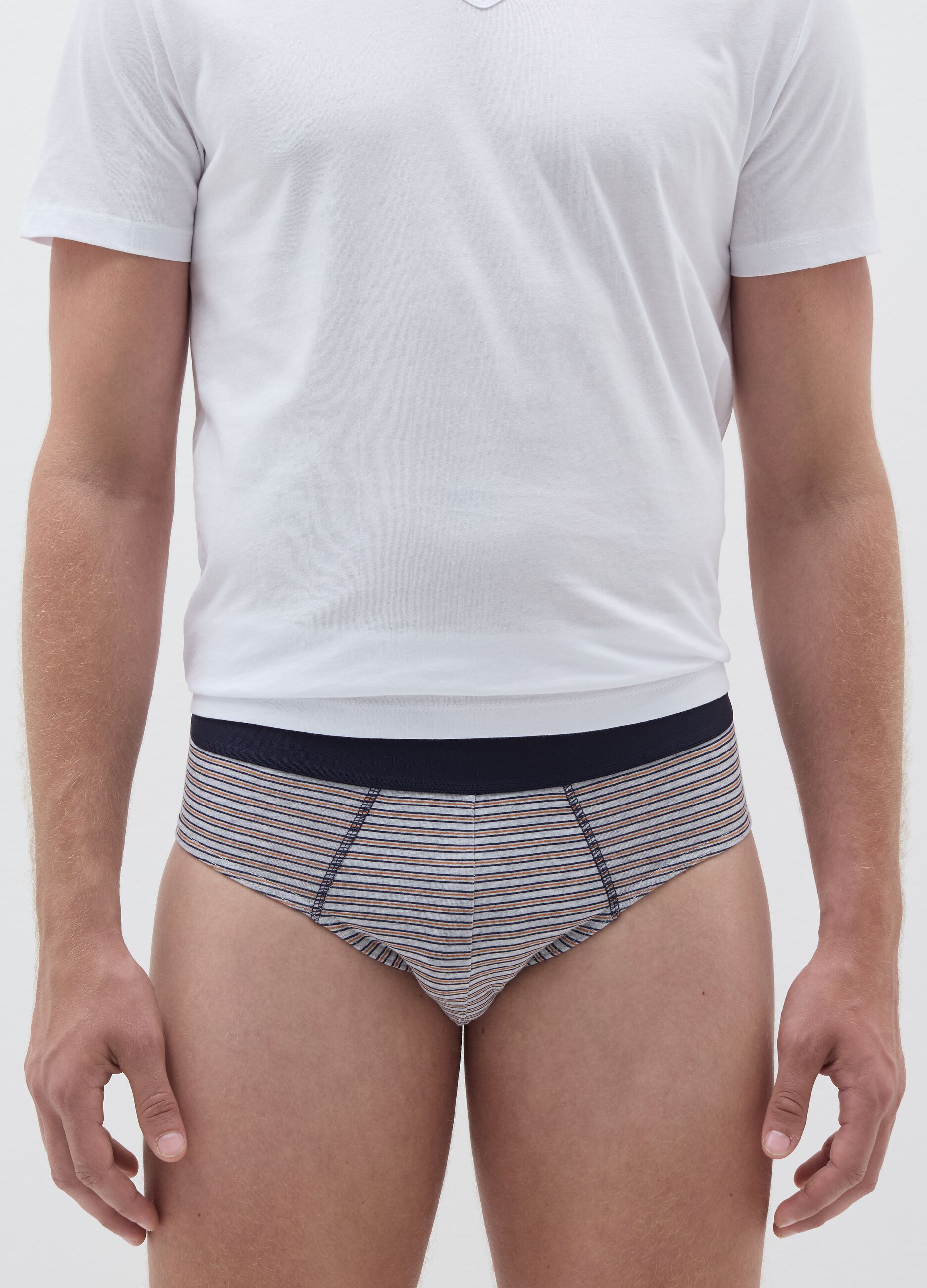 Three-pack patterned briefs in stretch organic cotton