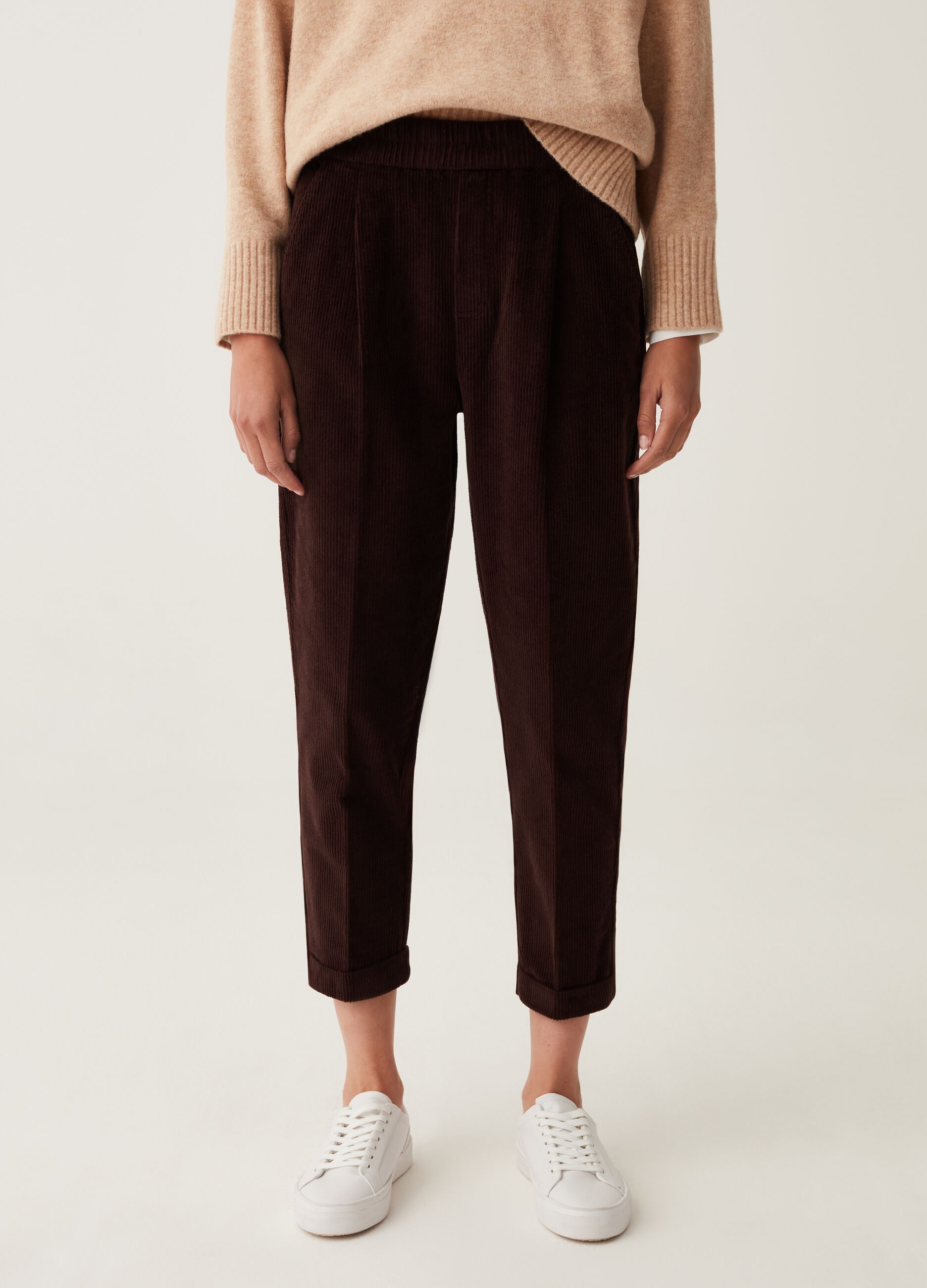 Corduroy cropped joggers