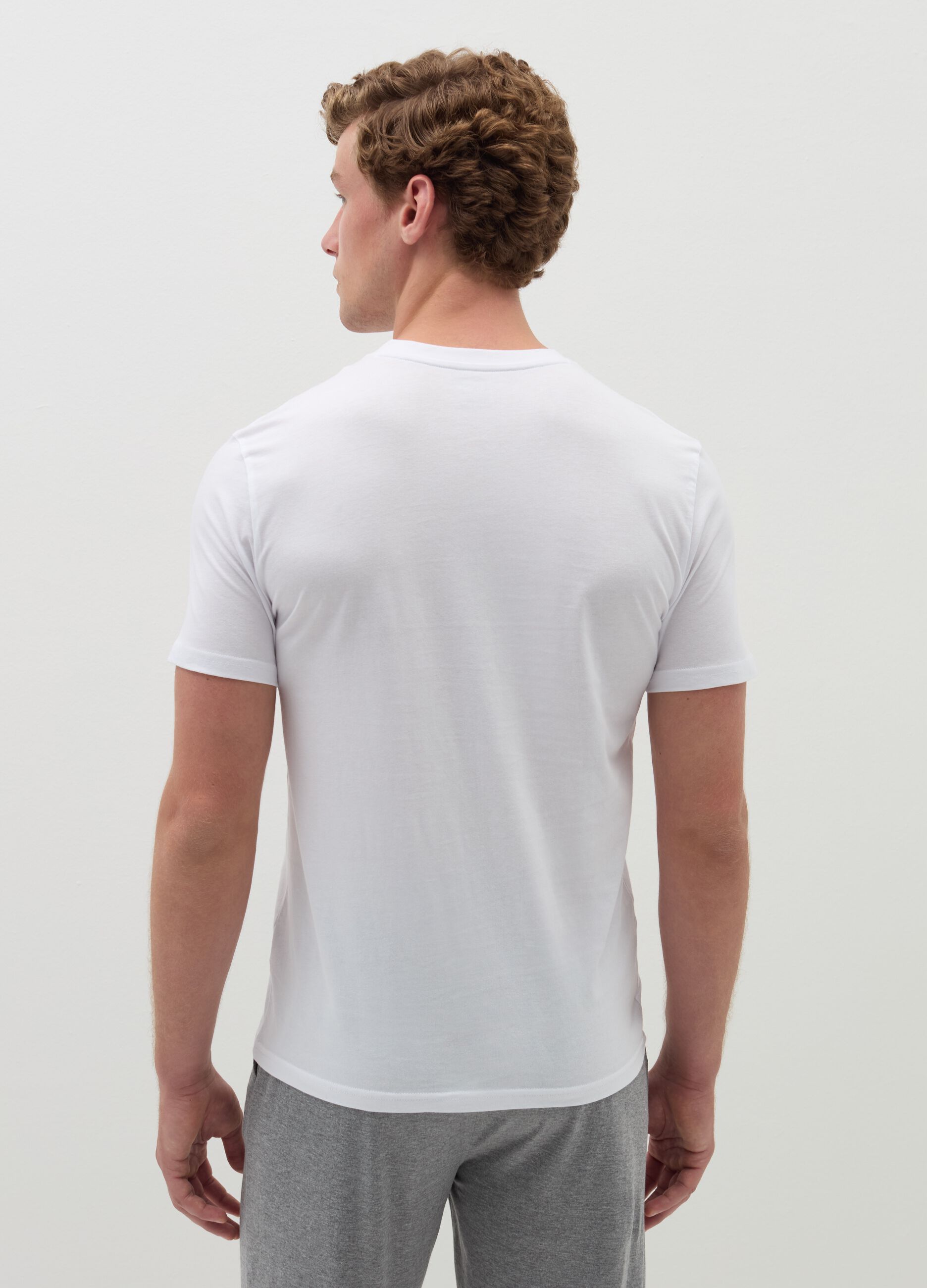 Organic cotton undershirt with V neck