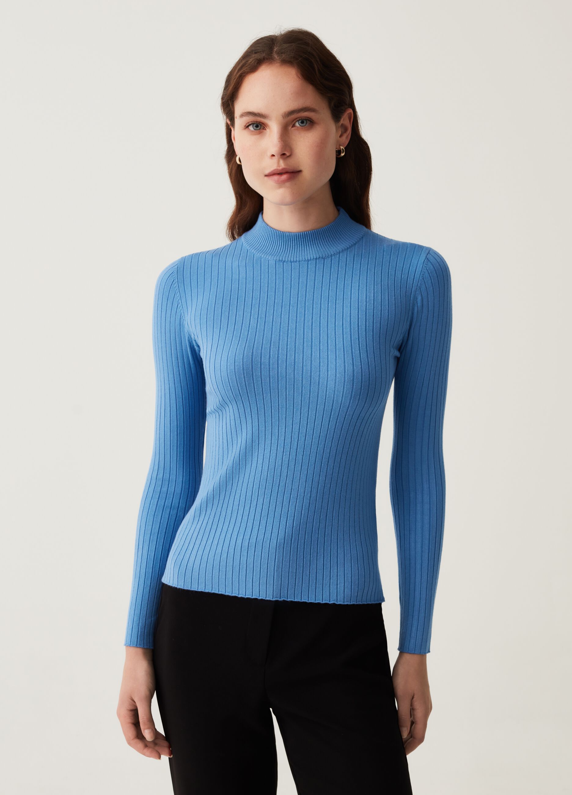 Mock neck pullover with flat ribbing