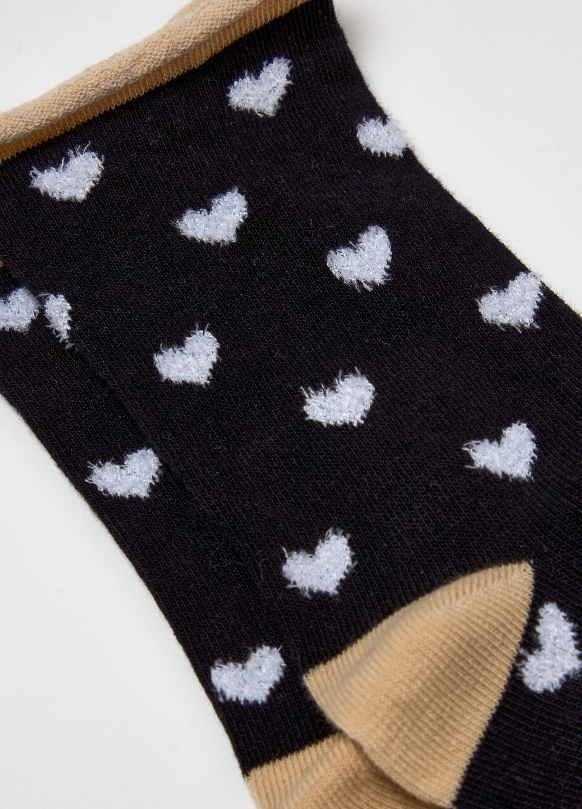 Short socks with hearts design