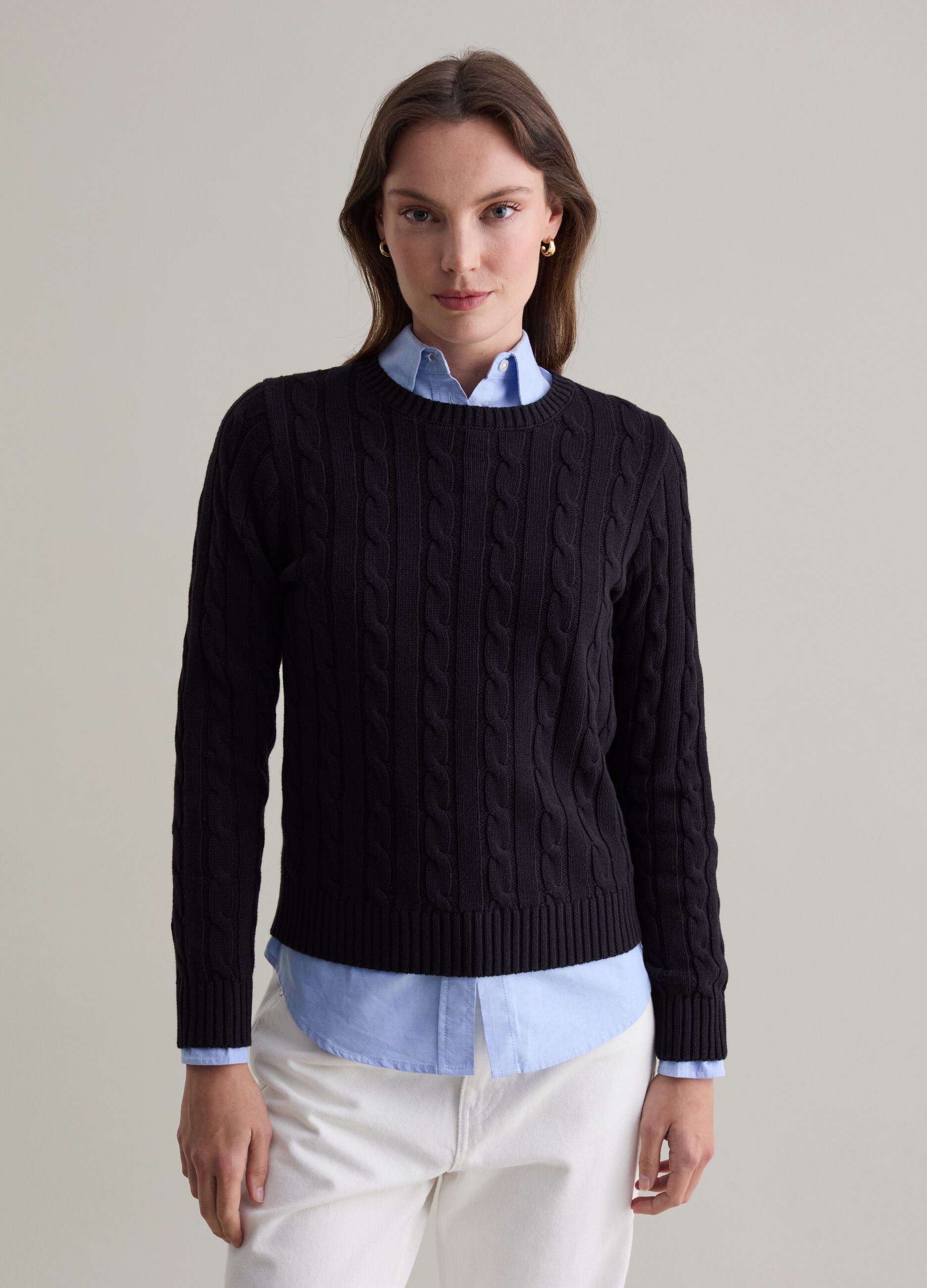 Ribbed pullover with cable-knit design