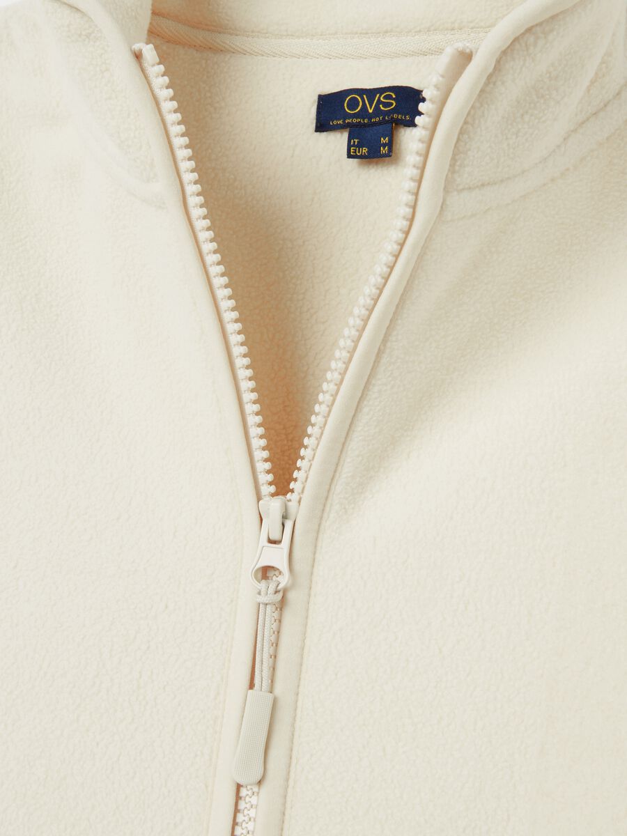 Full-zip sweatshirt in fleece with patch_5