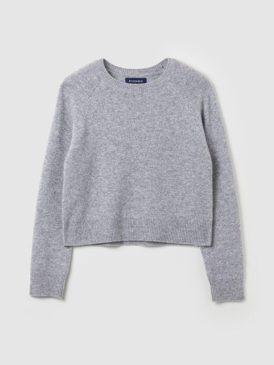 Contemporary wool pullover with raglan sleeves_4