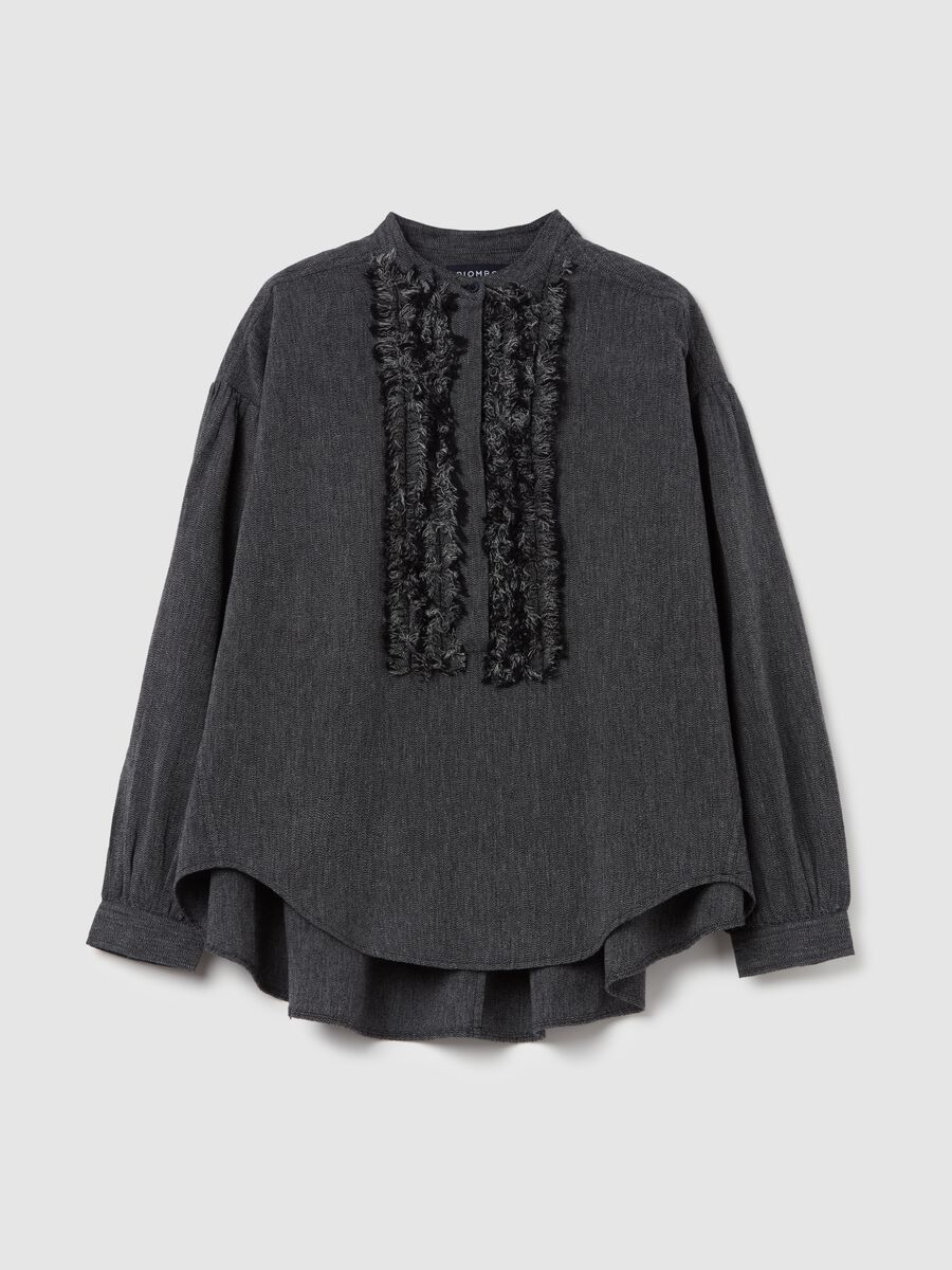 Contemporary blouse with fringed details_4