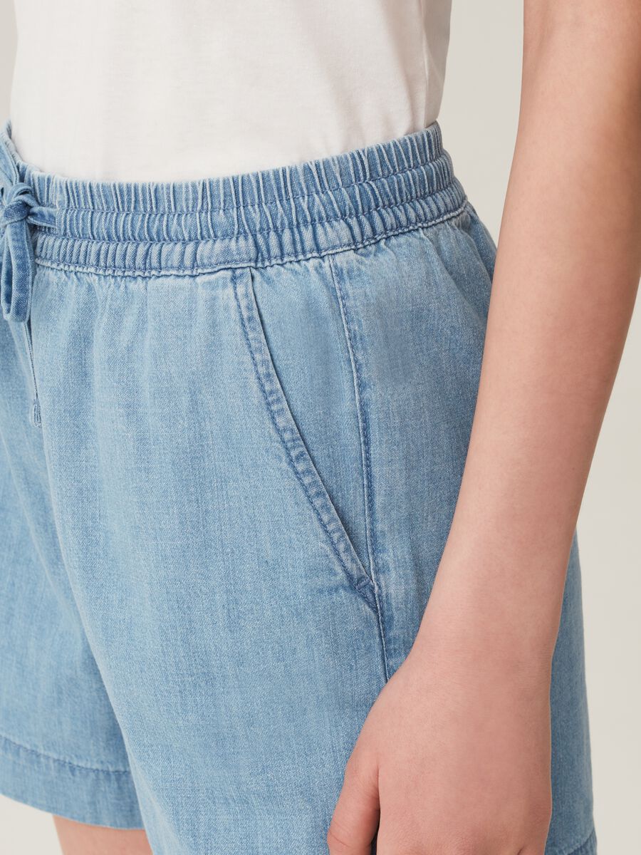 Shorts in denim con coulisse_3