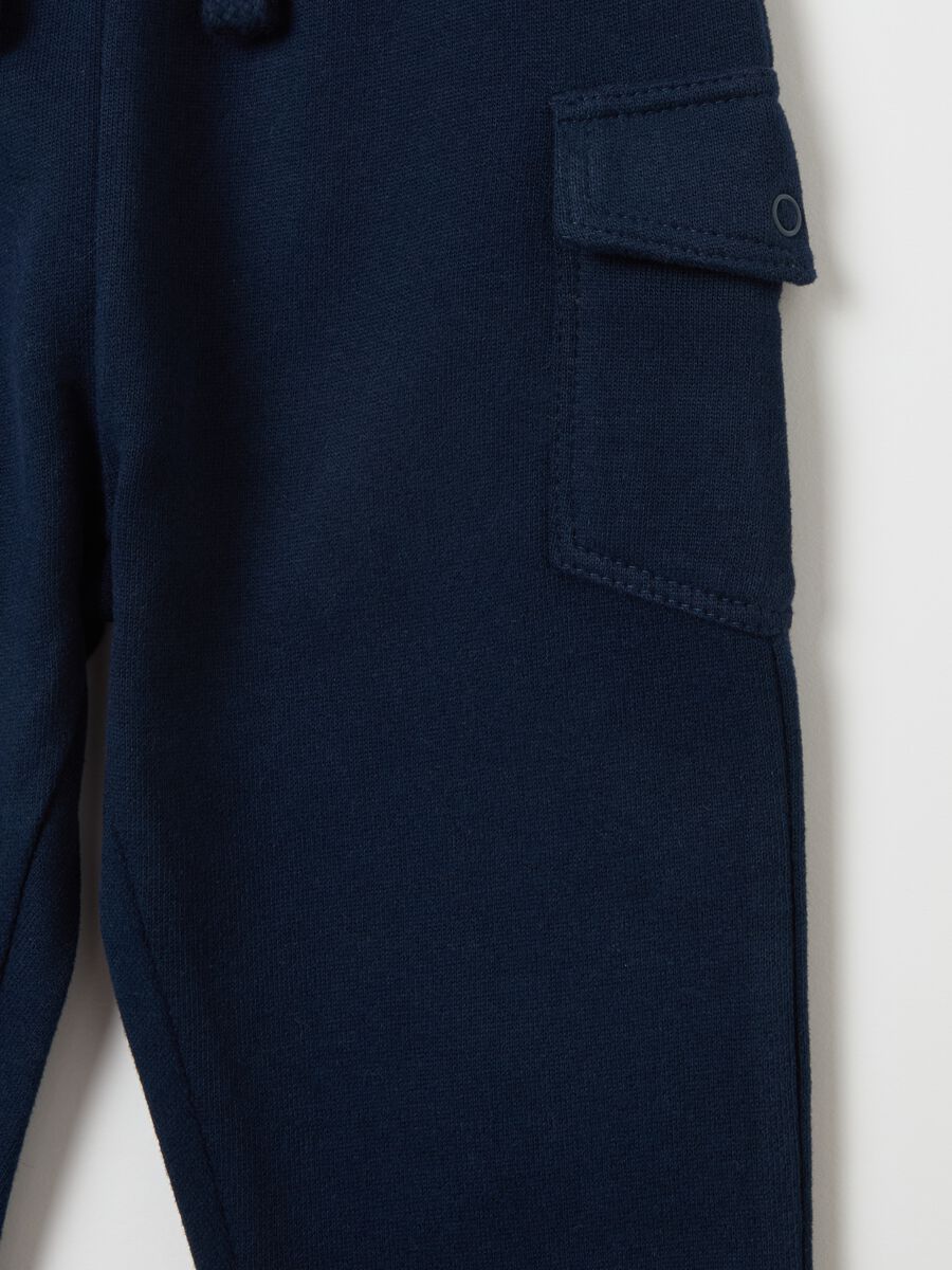 Fleece joggers with pockets and drawstring_2