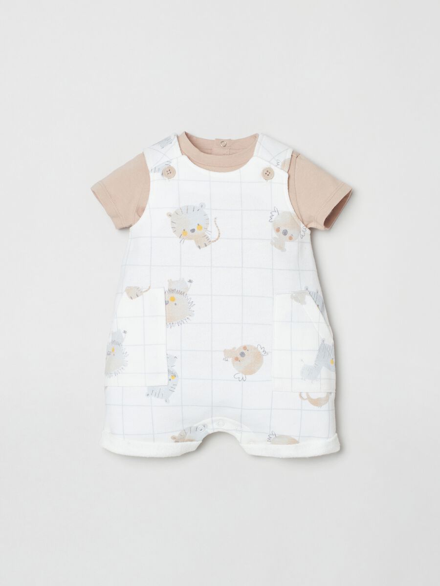 T-shirt and dungarees set with print_0