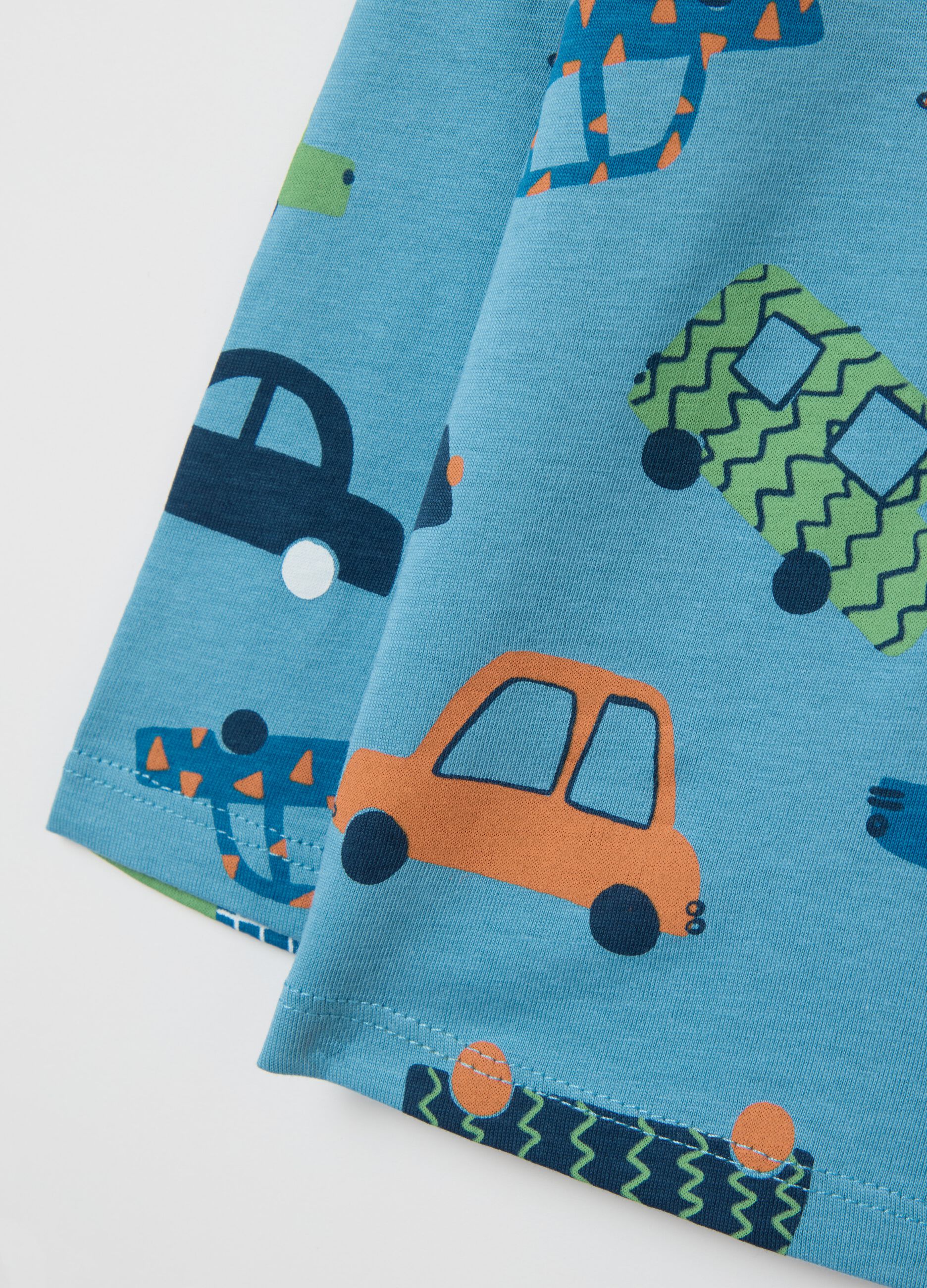 T-shirt with long sleeves and small cars print