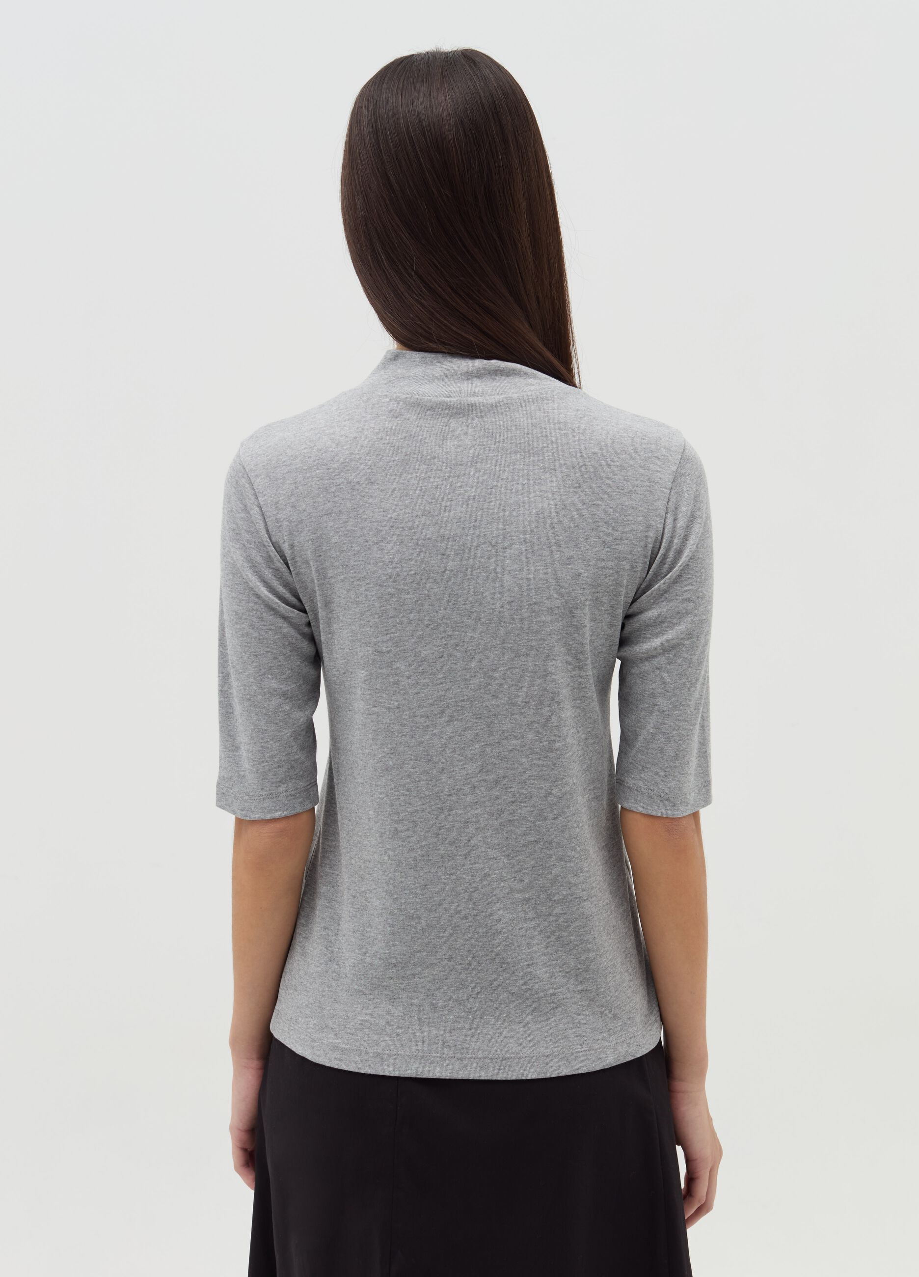 T-shirt with mock neck and elbow-length sleeves