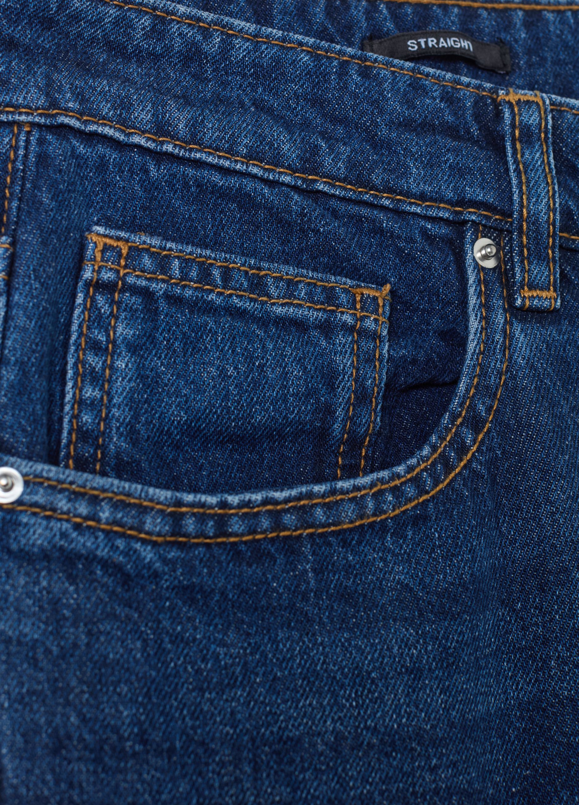 Five-pocket,straight-fit jeans