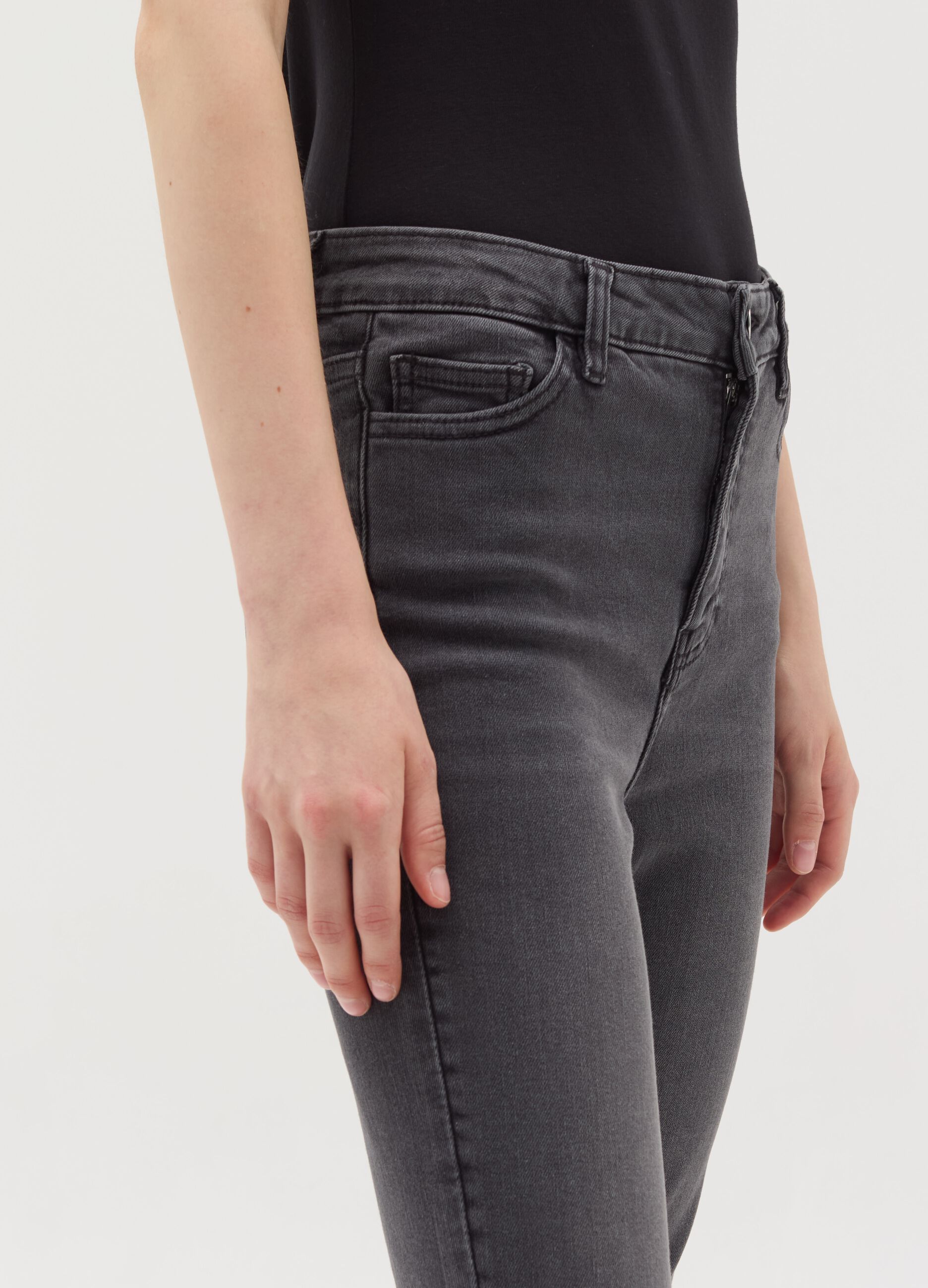 Skinny-fit jeans with five pockets