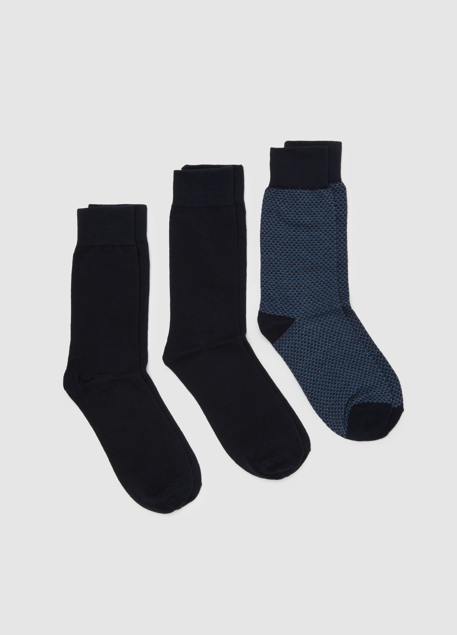 Three-pair pack short socks with geometric pattern