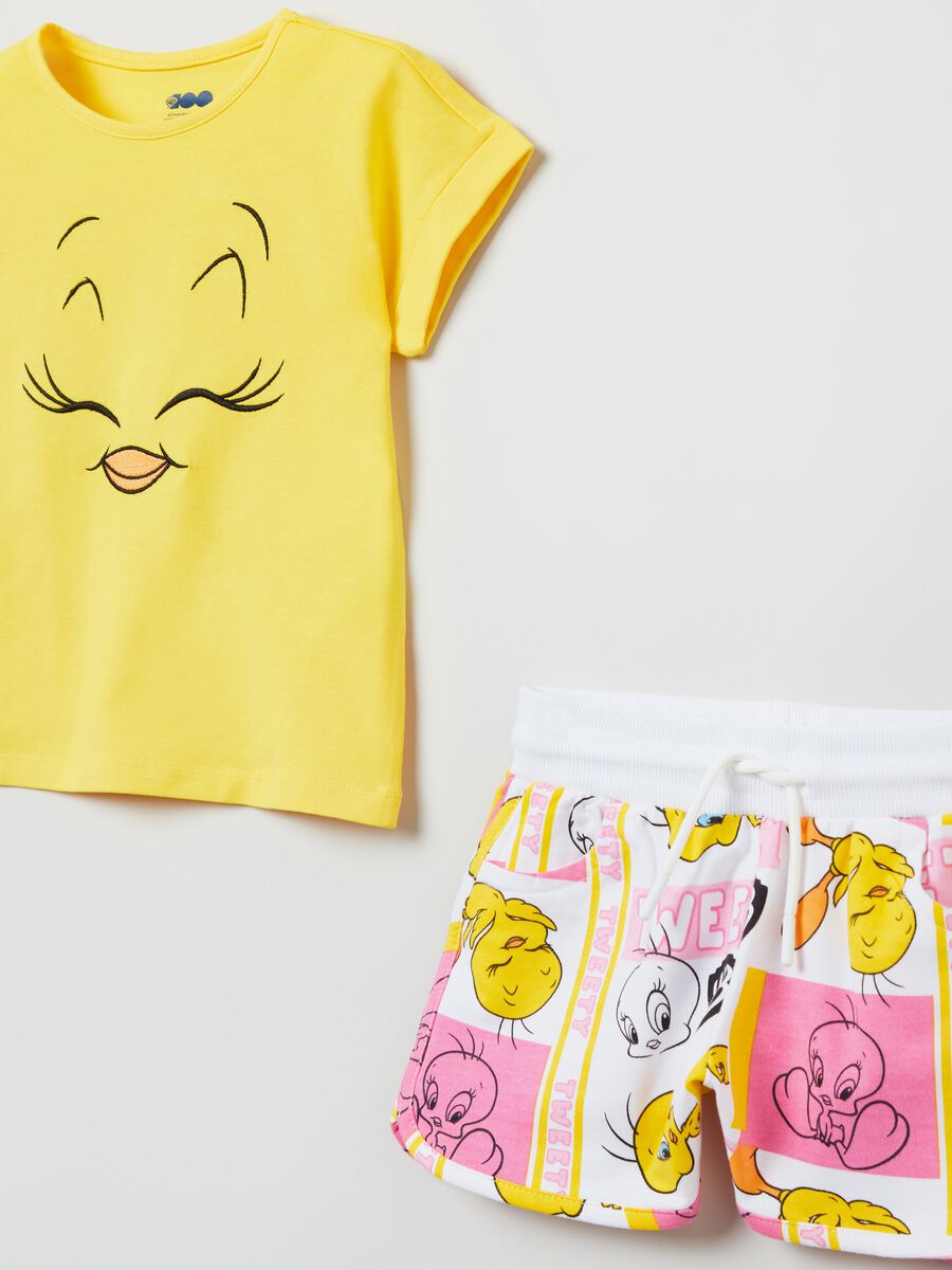 Jogging set with Looney Tunes Tweetie Pie print._2