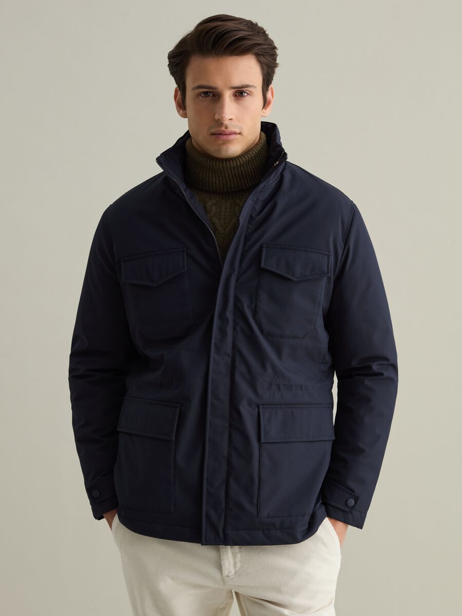 Short jacket with high neck_1