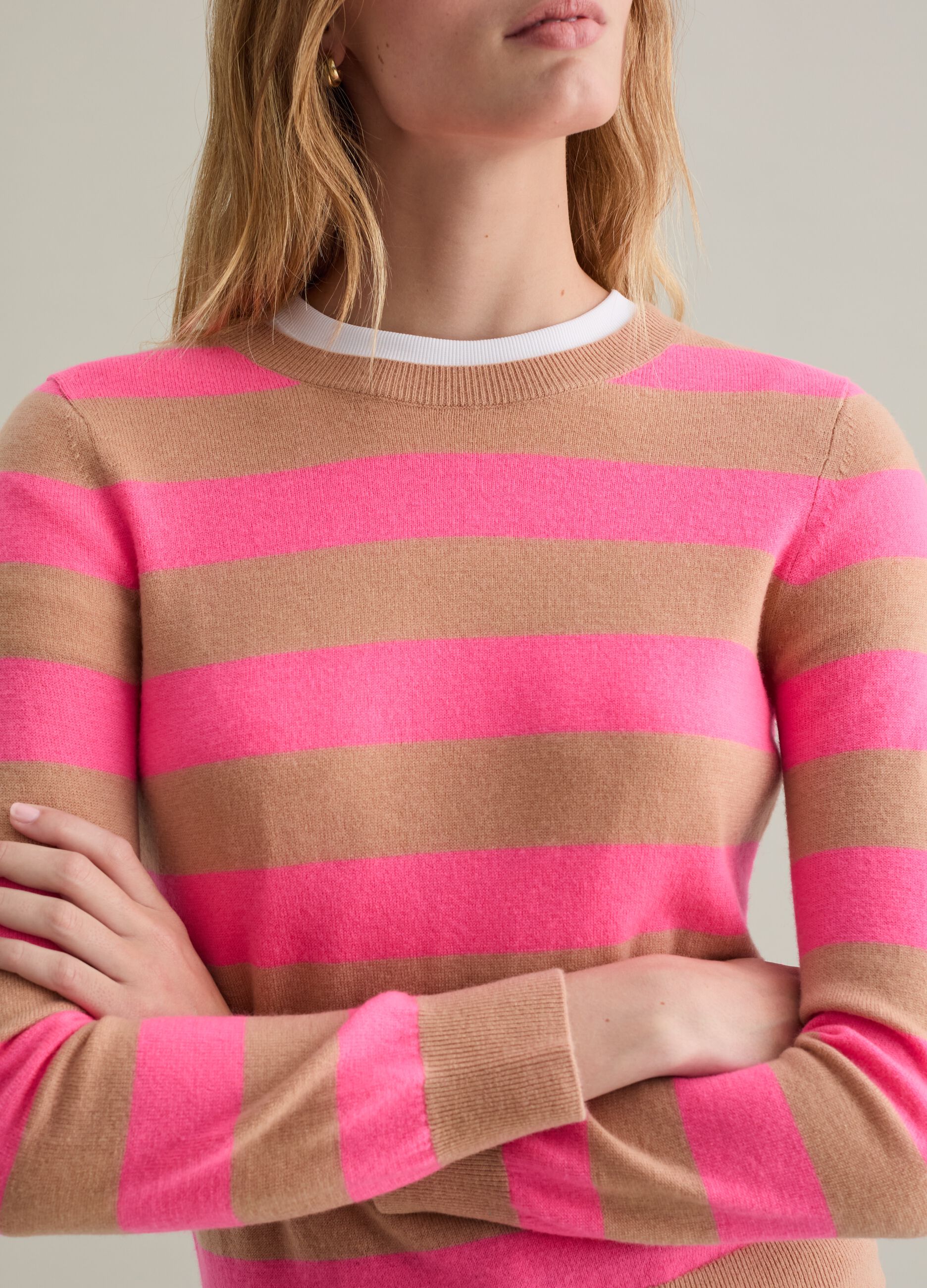 Pullover with round neck in striped wool