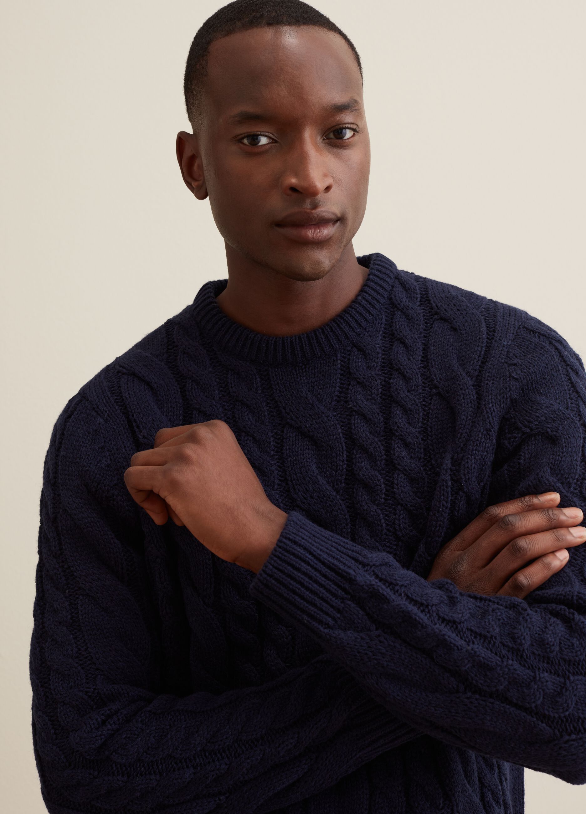 Cable knit crew-neck pullover