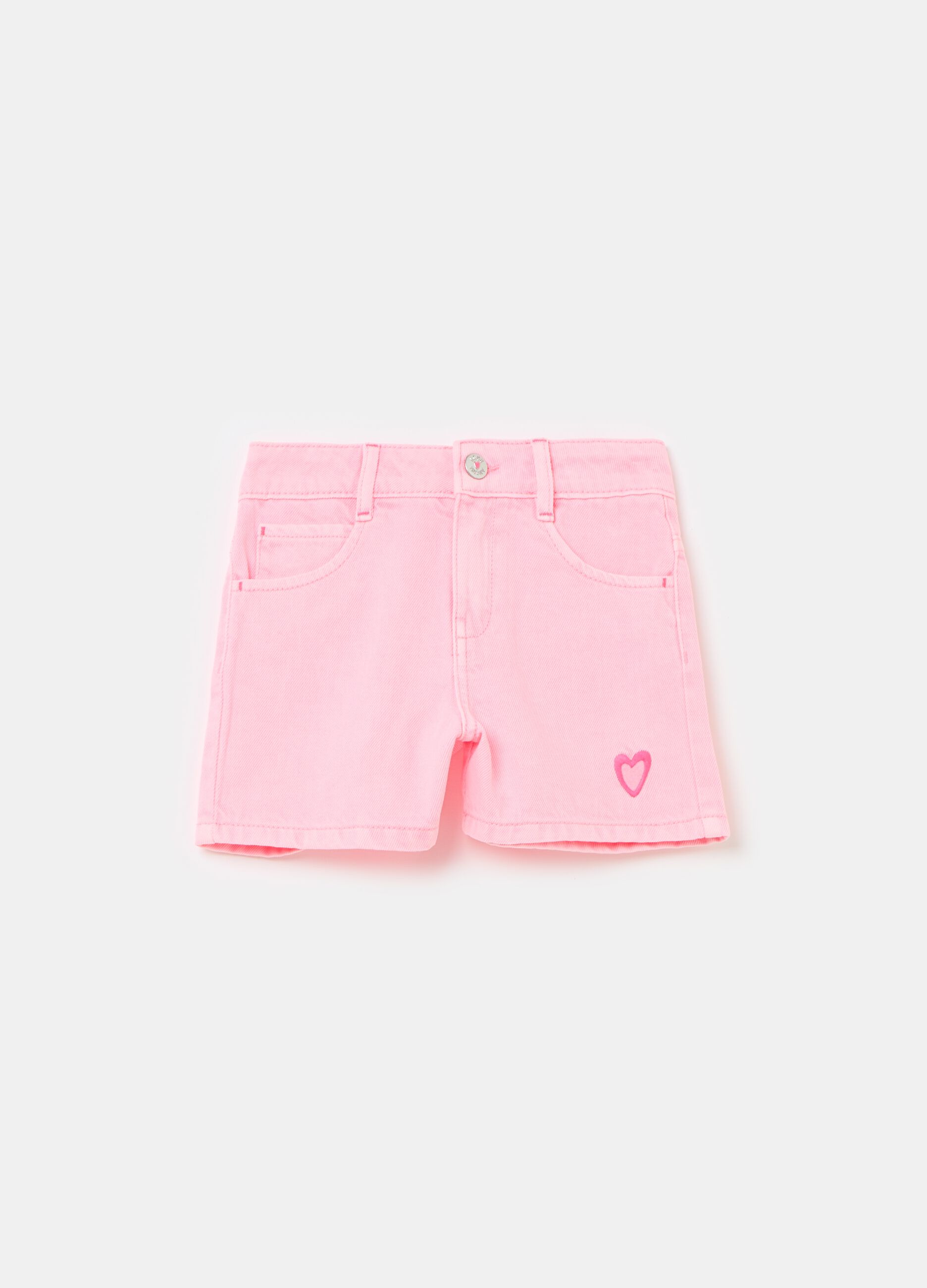 Drill shorts with heart embroidery and logo
