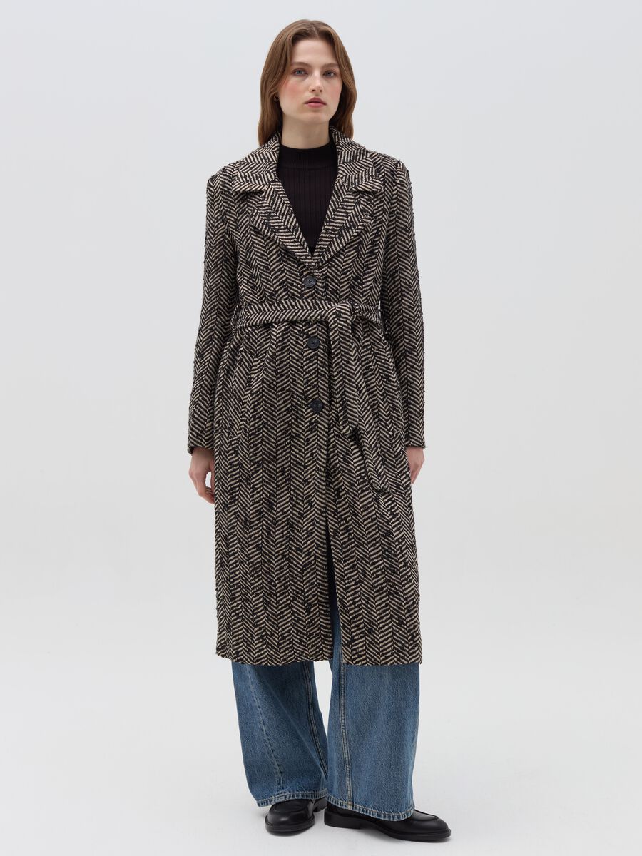 Long coat with herringbone design_1