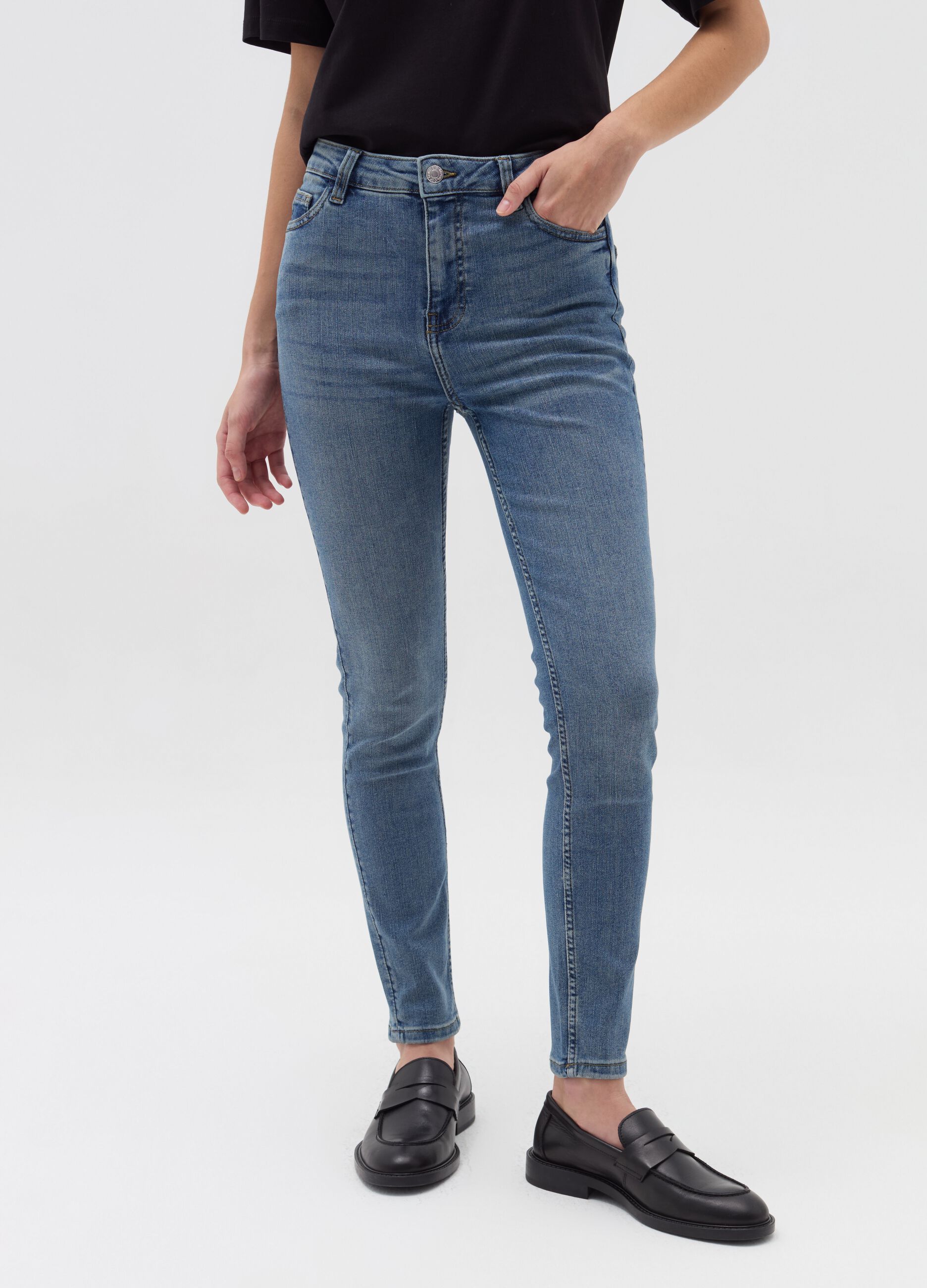 Skinny-fit jeans with five pockets