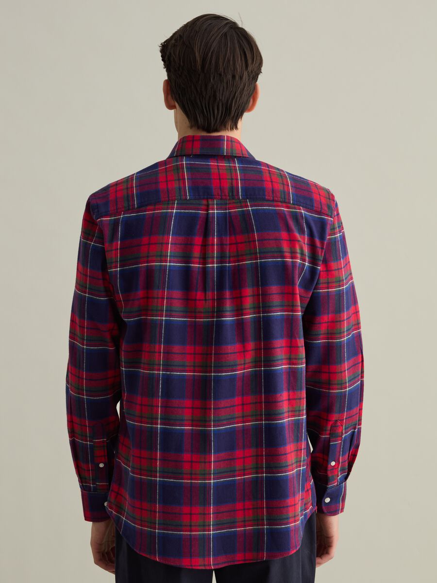 Flannel shirt with check pattern and button-down collar_2