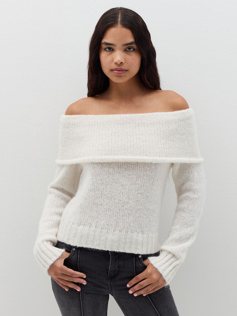 Pullover with drop shoulders_1