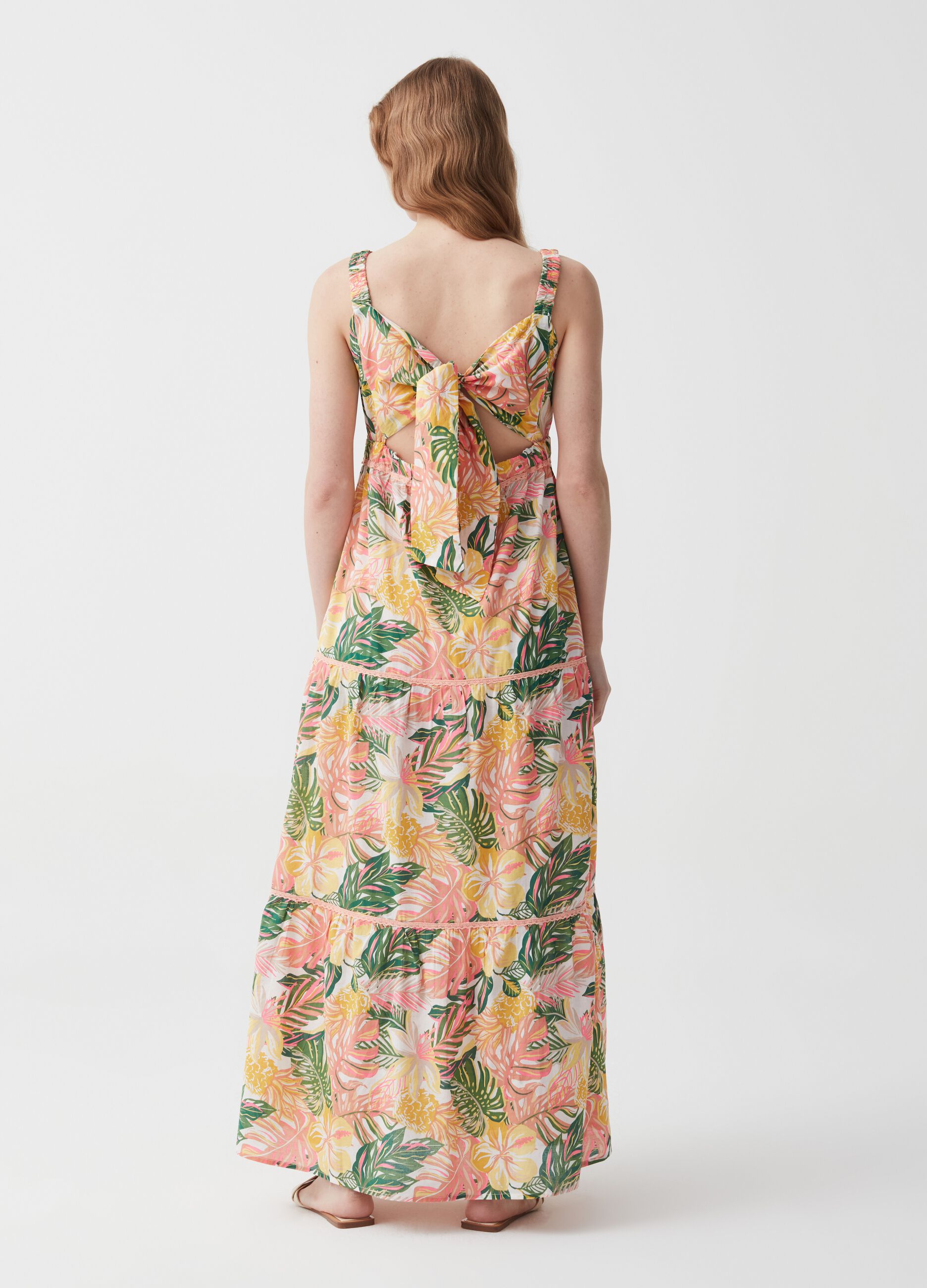 Long tiered dress with print and bow