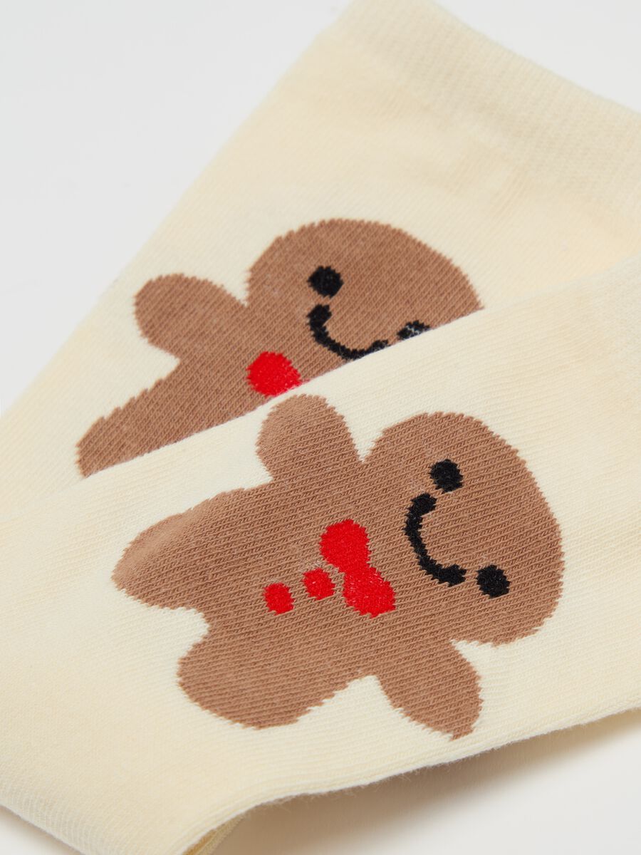 Short socks with gingerbread man_2