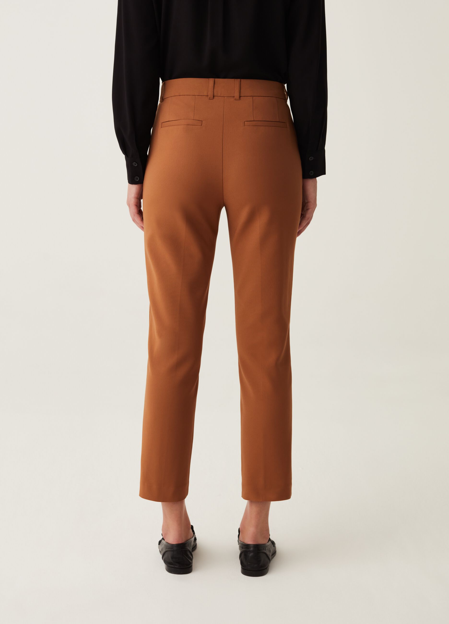 Cropped cigarette trousers