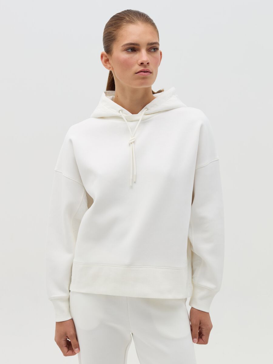 Hooded sweatshirt_1