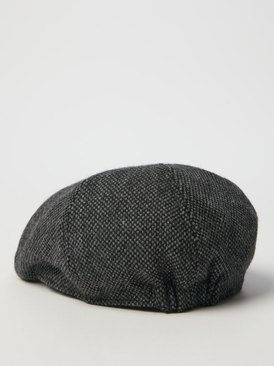 Flat cap with two-tone micro weave_1