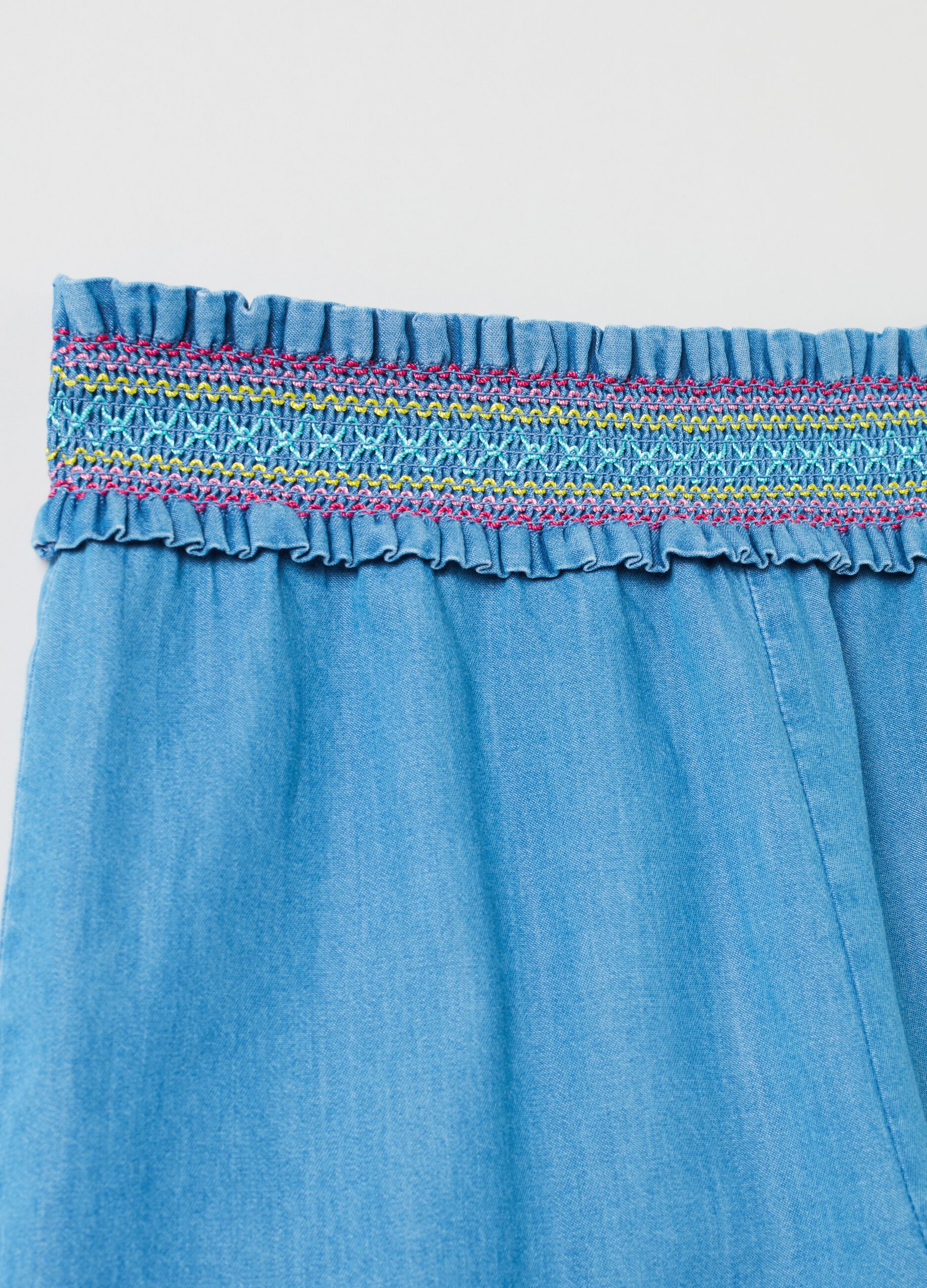 Denim-effect shorts with smock stitch
