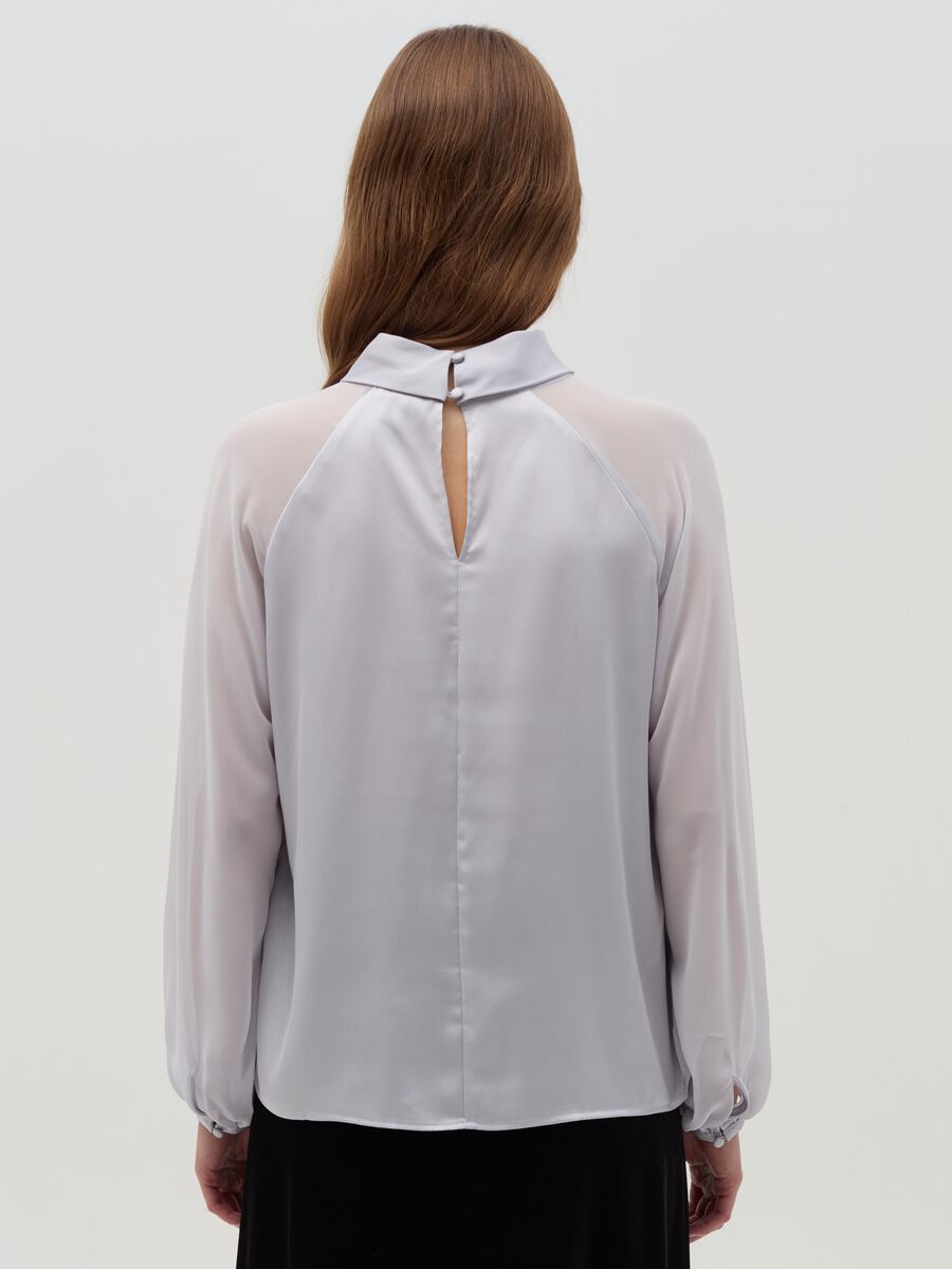 Satin blouse with raglan sleeves_2