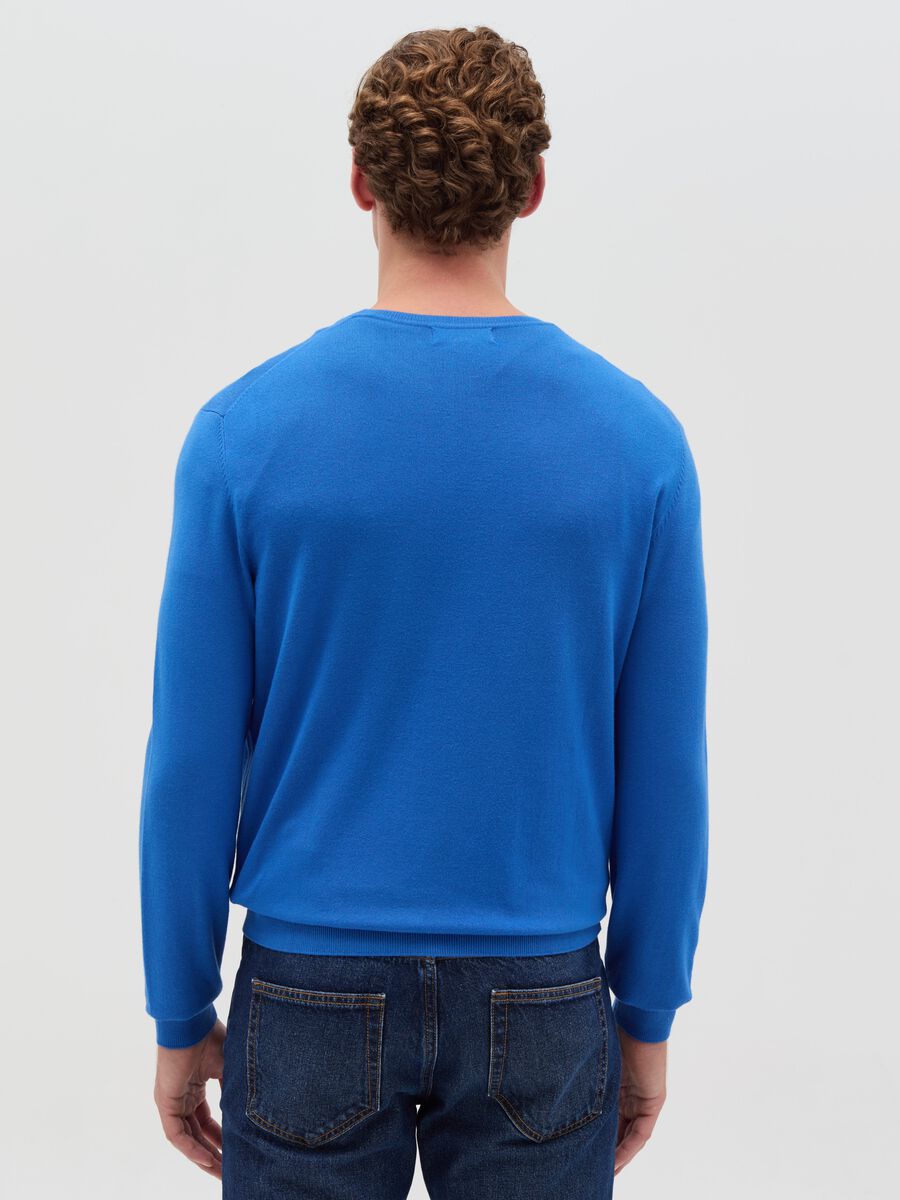 Round neck pullover_2