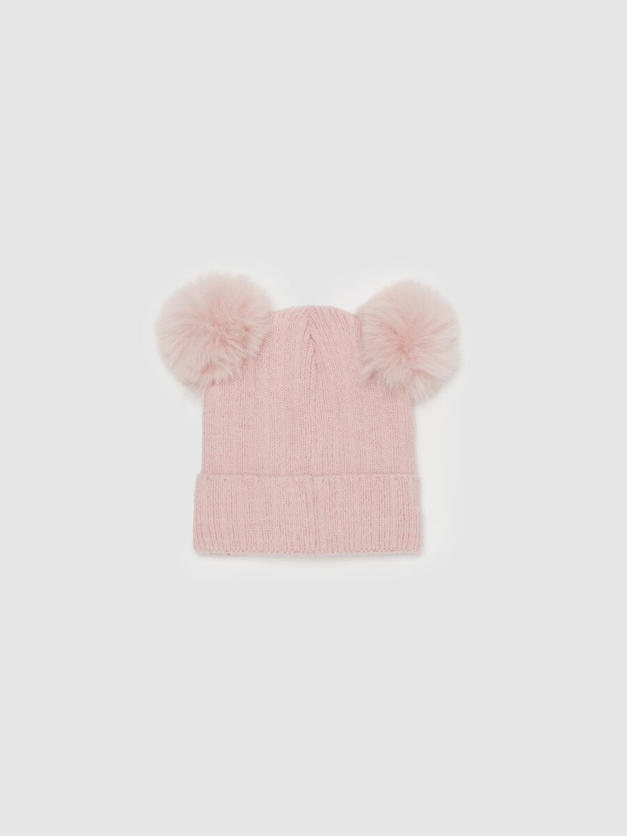 Hat with pompom and Minnie embroidery_1