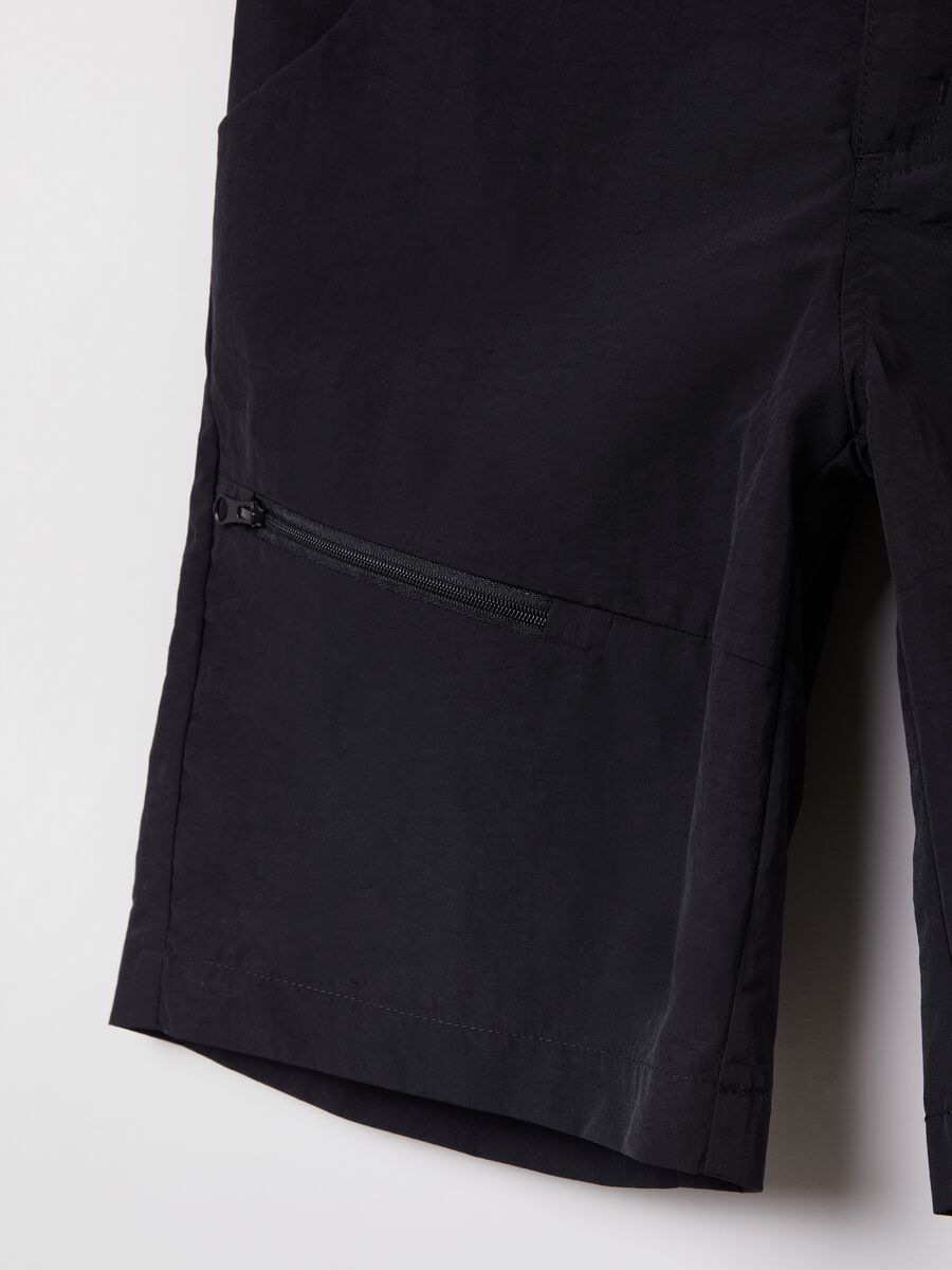 Altavia technical fabric shorts_2