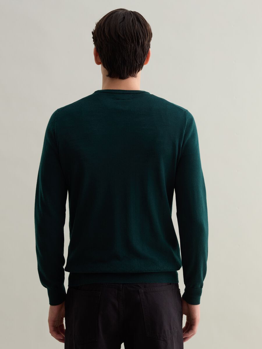 Merino wool pullover with round neck_3