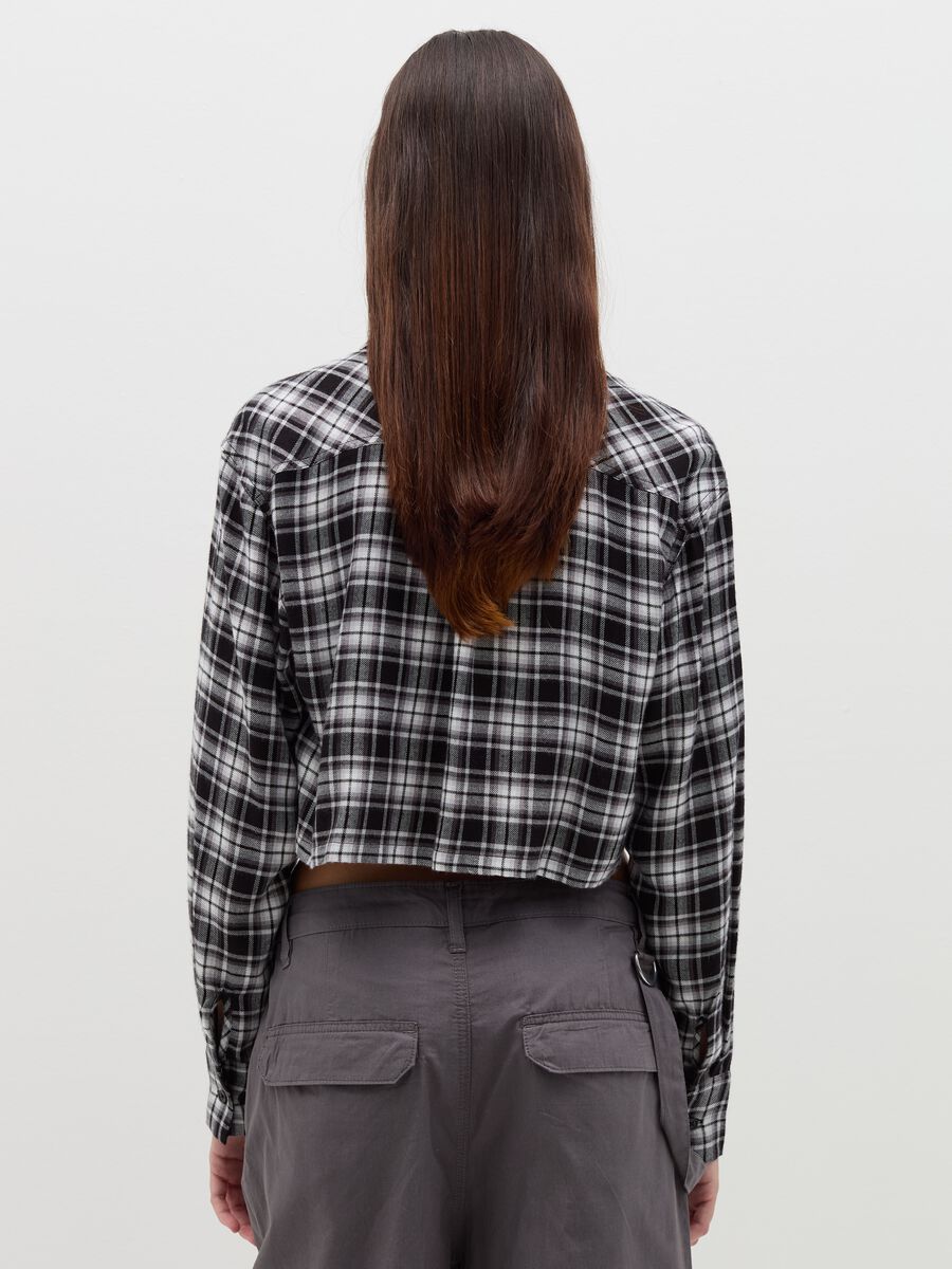 Crop shirt in check flannel_2