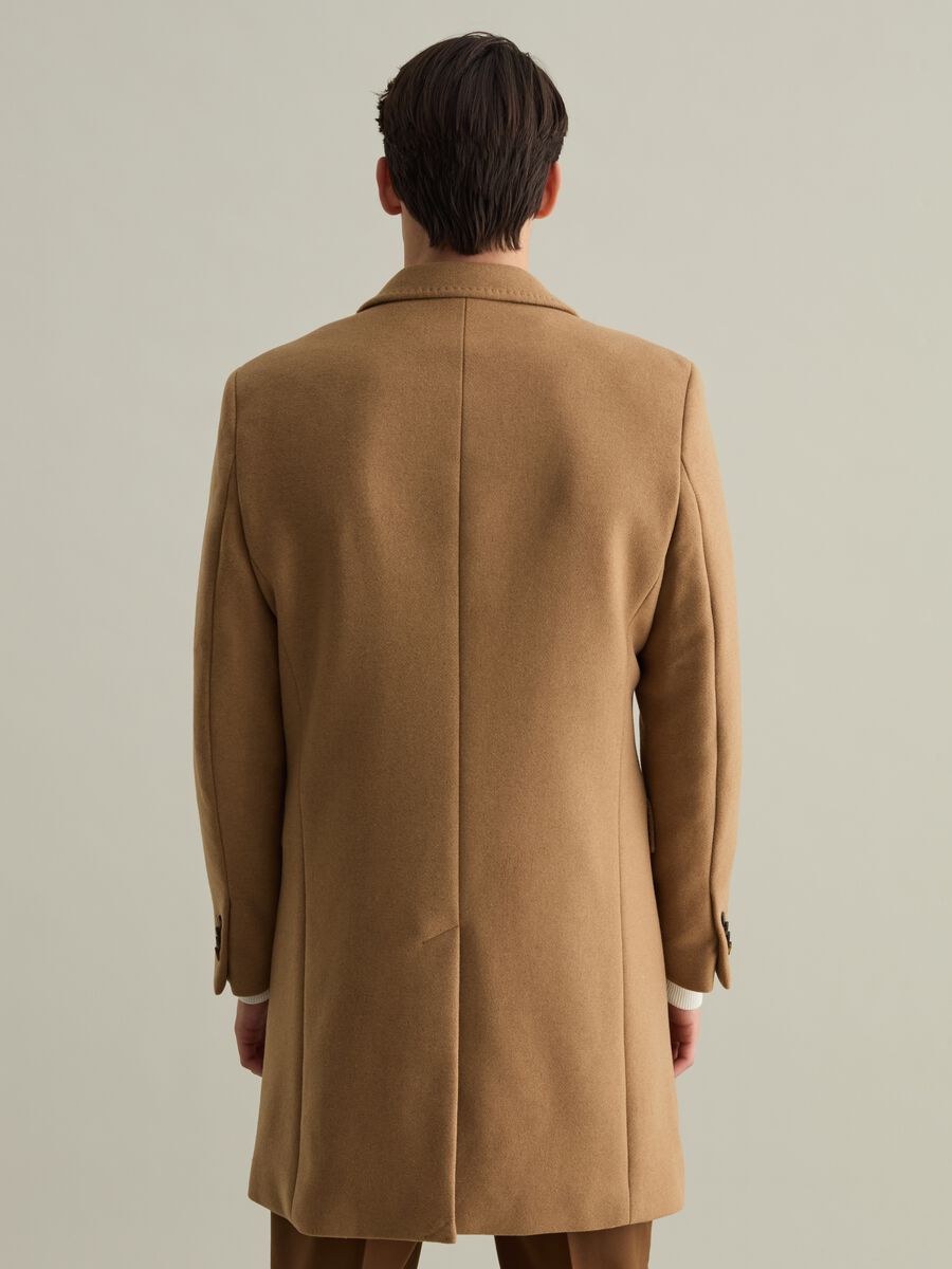 Contemporary long double-breasted coat_2