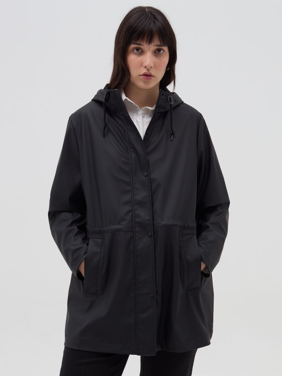 Curvy long waterproof jacket_1