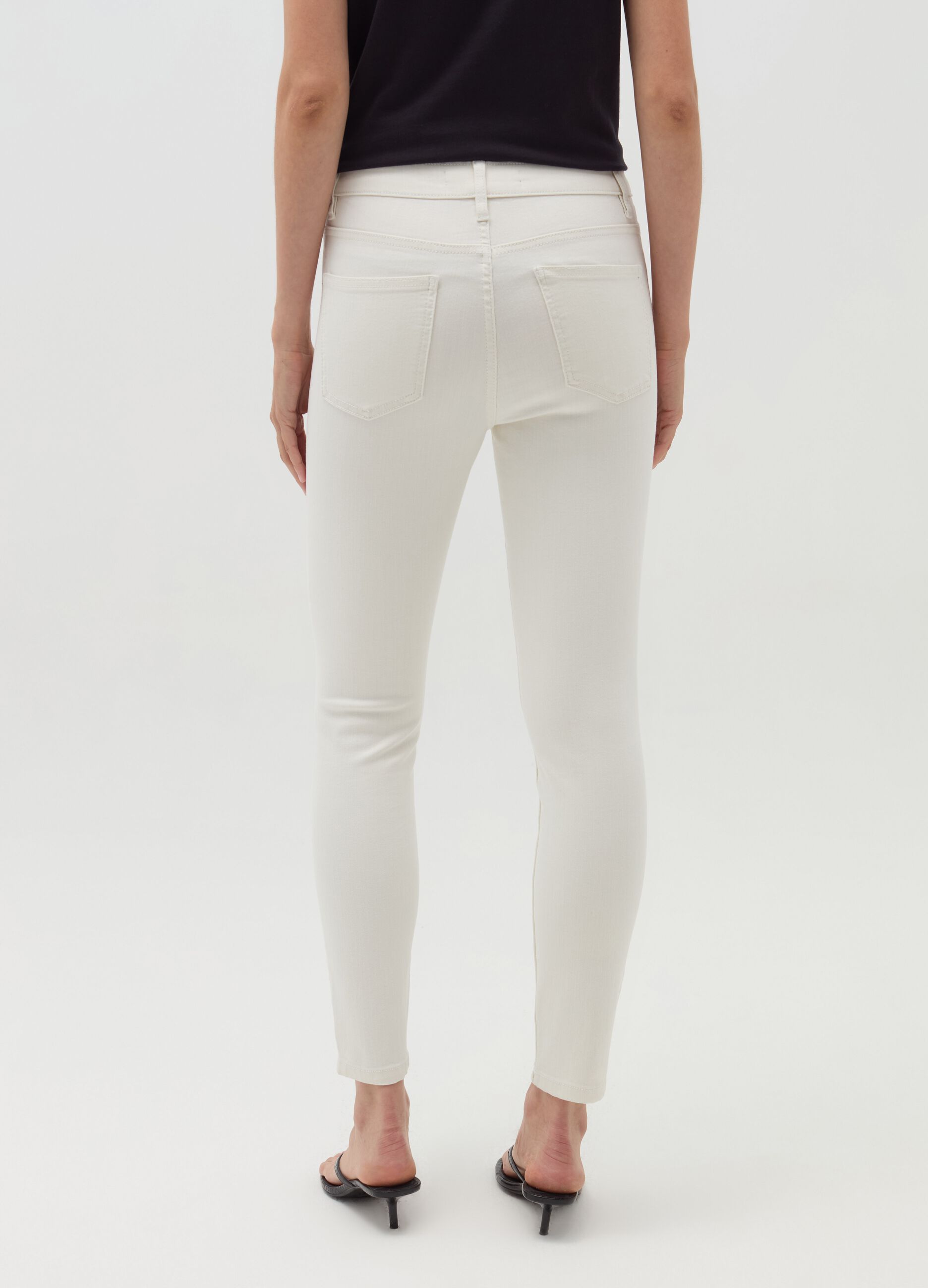 Skinny-fit crop jeans