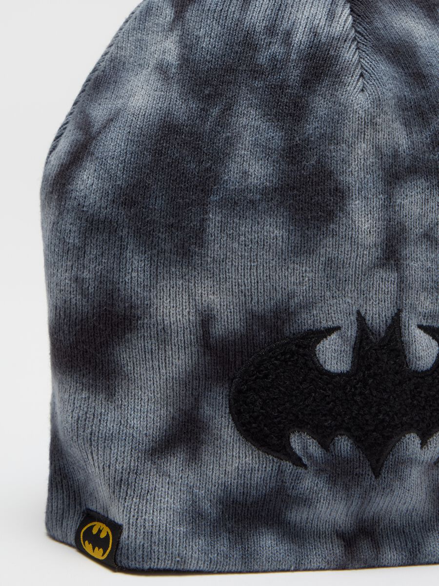 Berretto in maglia Tie Dye con patch Batman_2