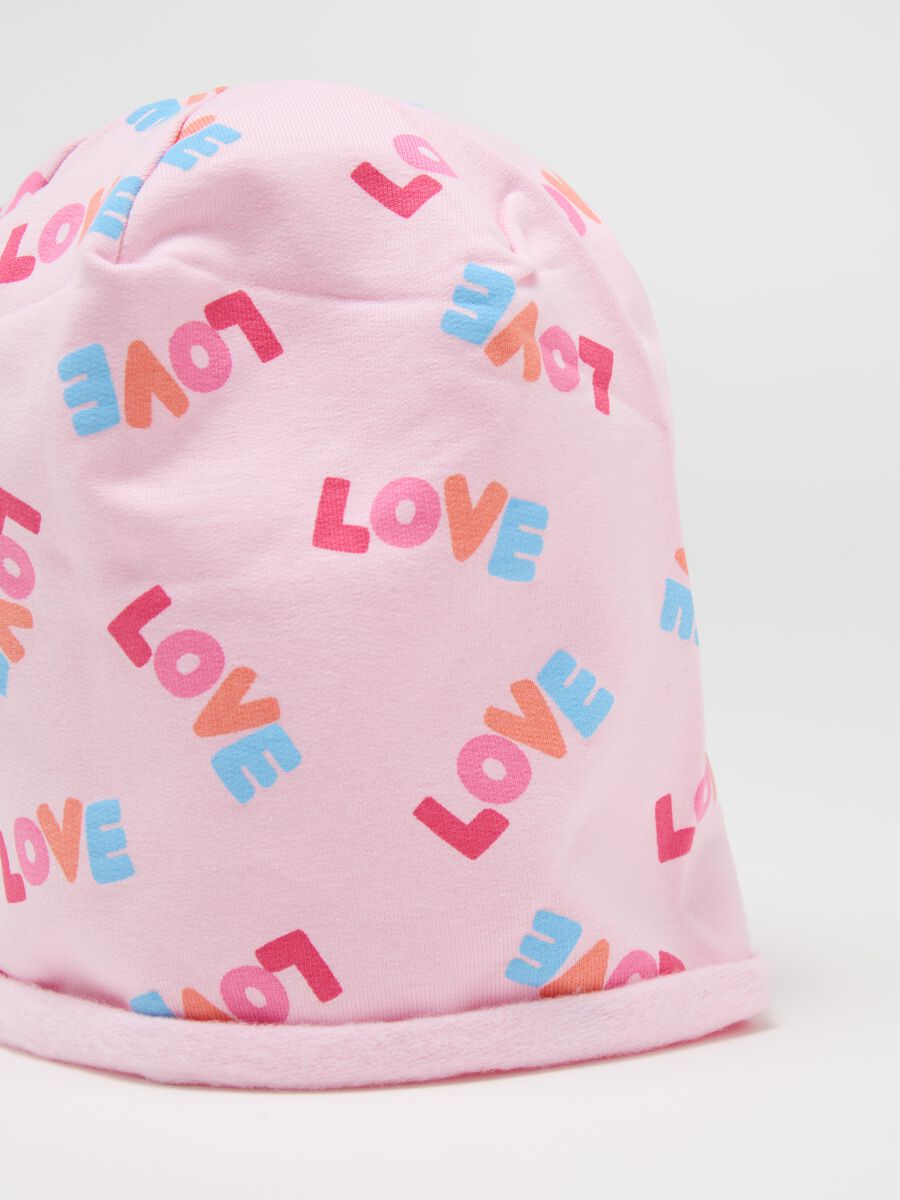 Organic cotton hat with "LOVE" print_2