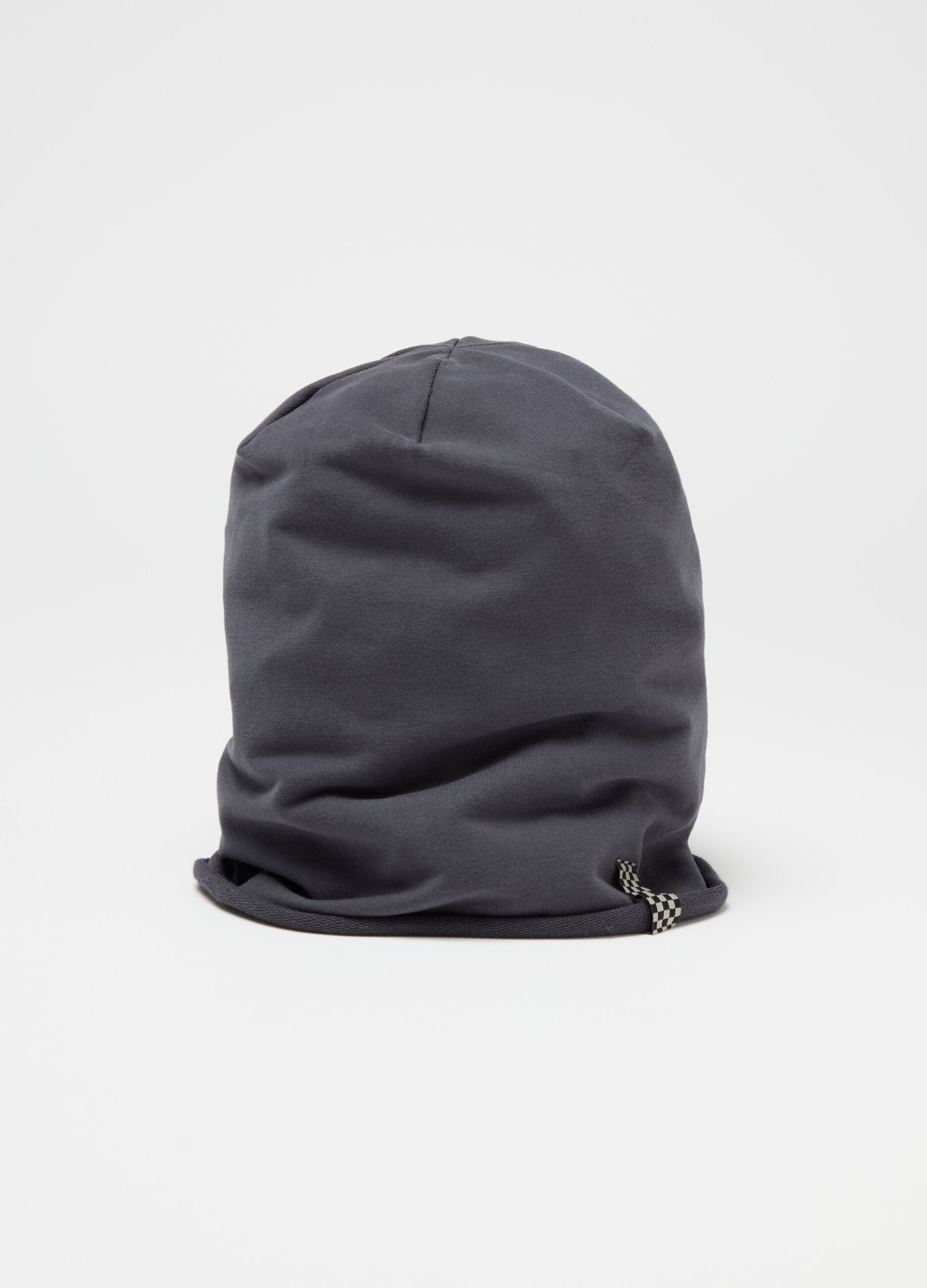 Solid colour hat in French terry