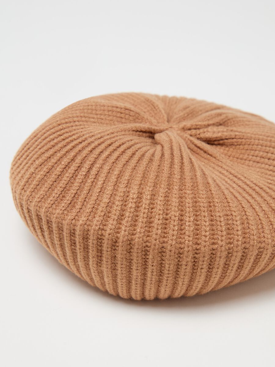 French beret with ribbed knit_1