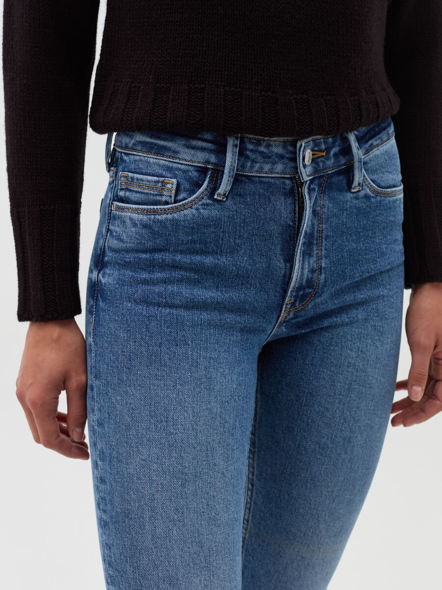 Regular-fit jeans with five pockets_3