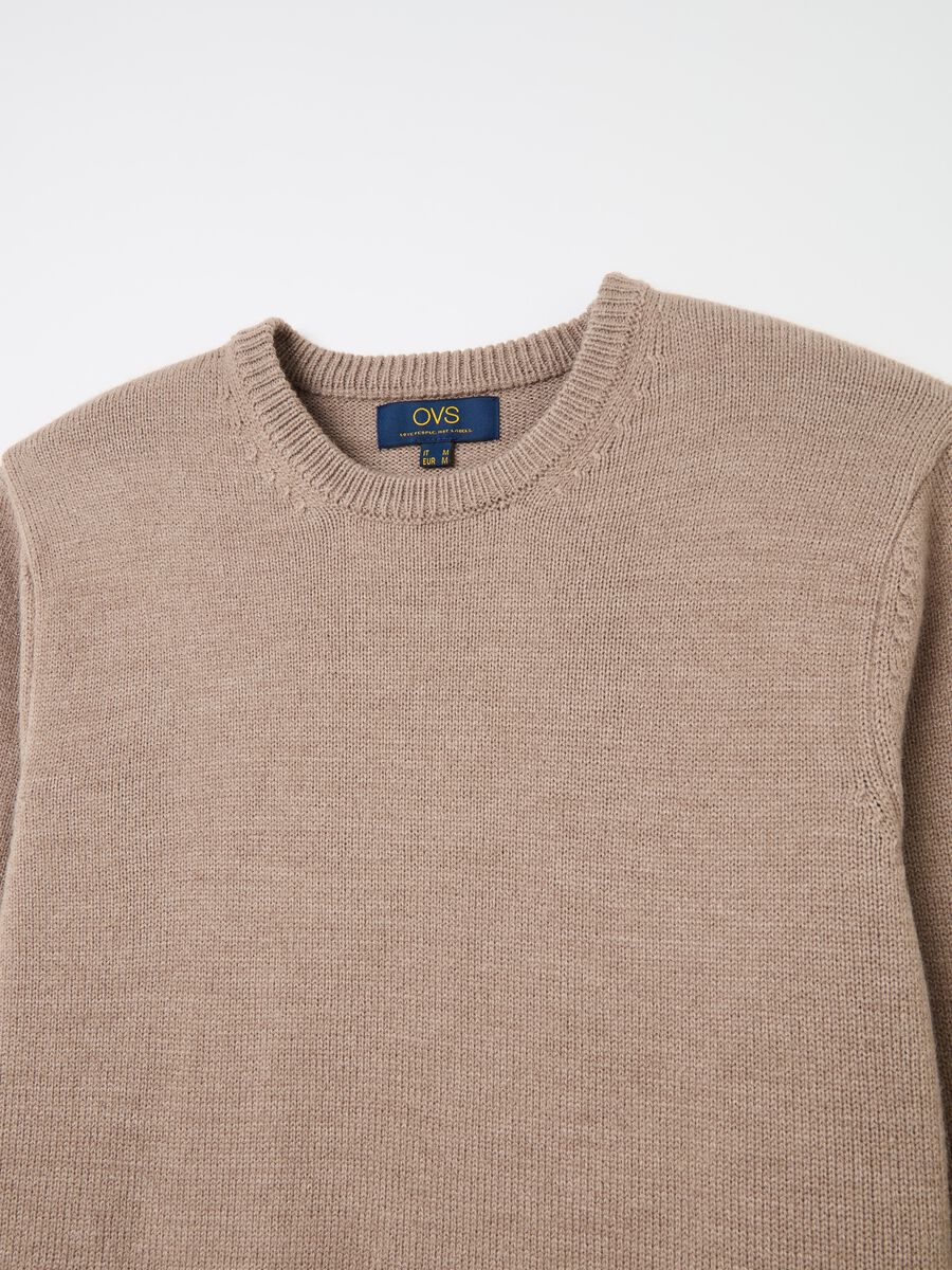 Round neck pullover_5