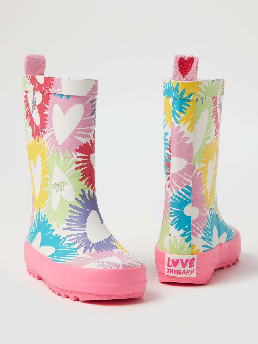 Wellington boots with hearts print_2