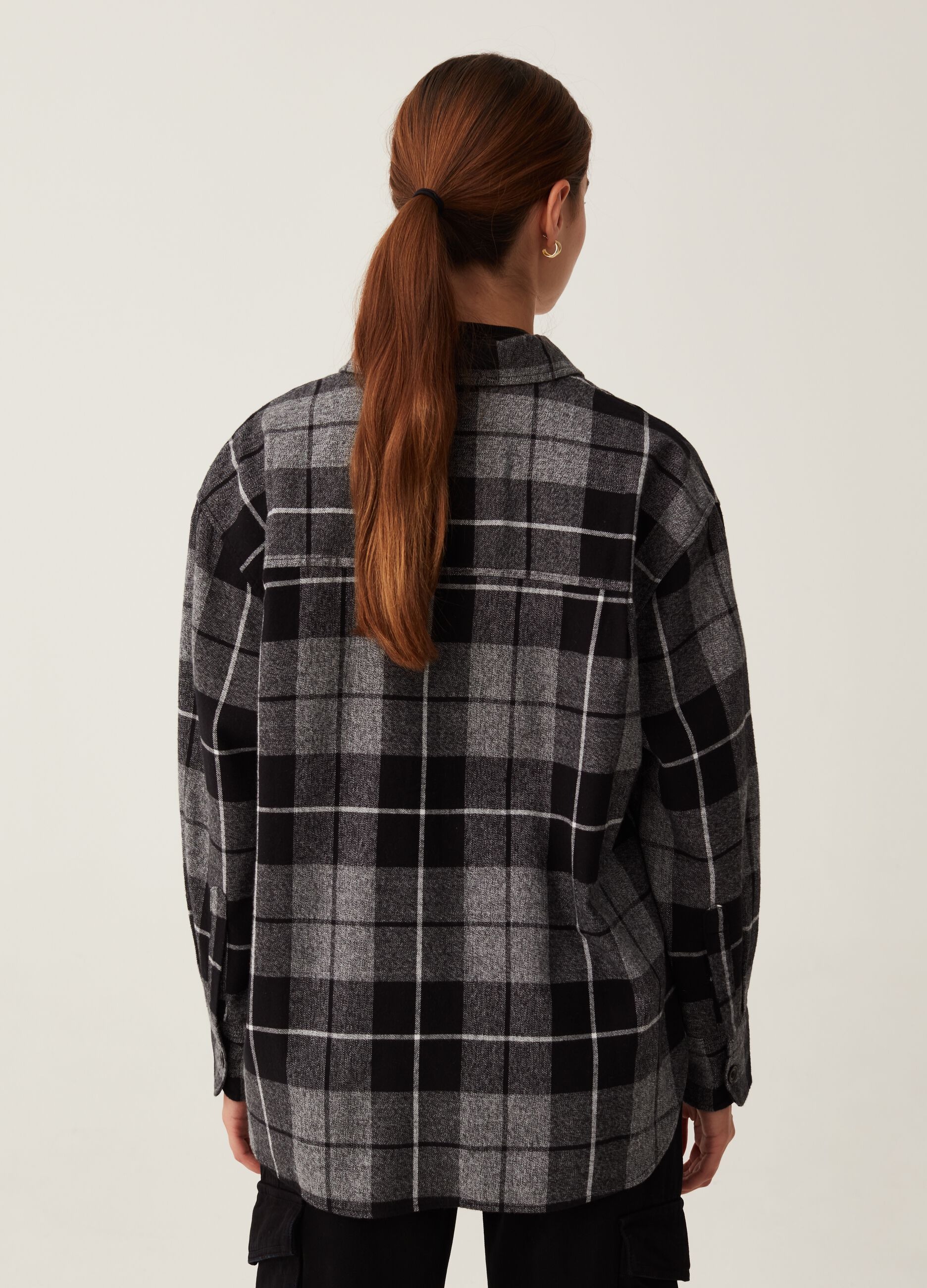 Long flannel shirt with check pattern